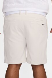 Nike White Tour 8 inch Chino Golf Shorts - Image 8 of 11