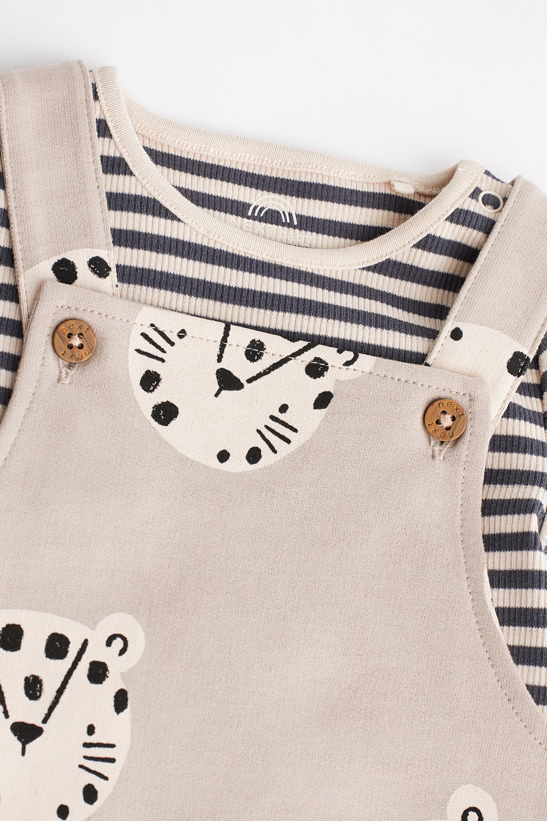 Black/White Character Baby Jersey Dungarees and Bodysuit Set (0mths-2yrs) - Image 5 of 8