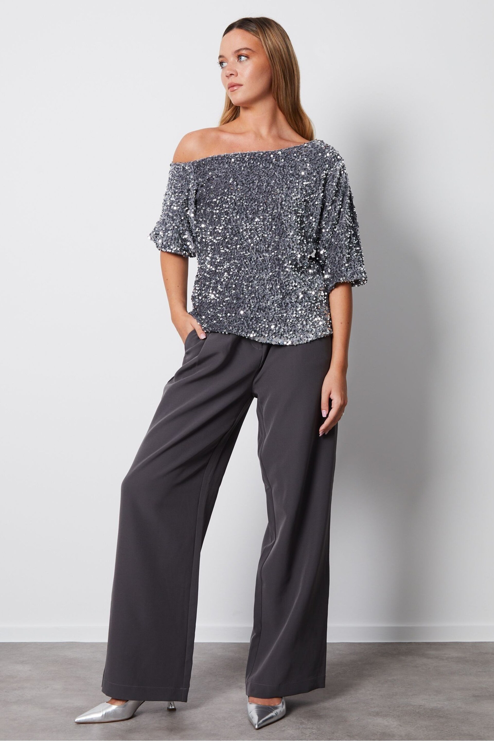 Threadbare Grey Sequin Velour Drop Shoulder Top - Image 4 of 6