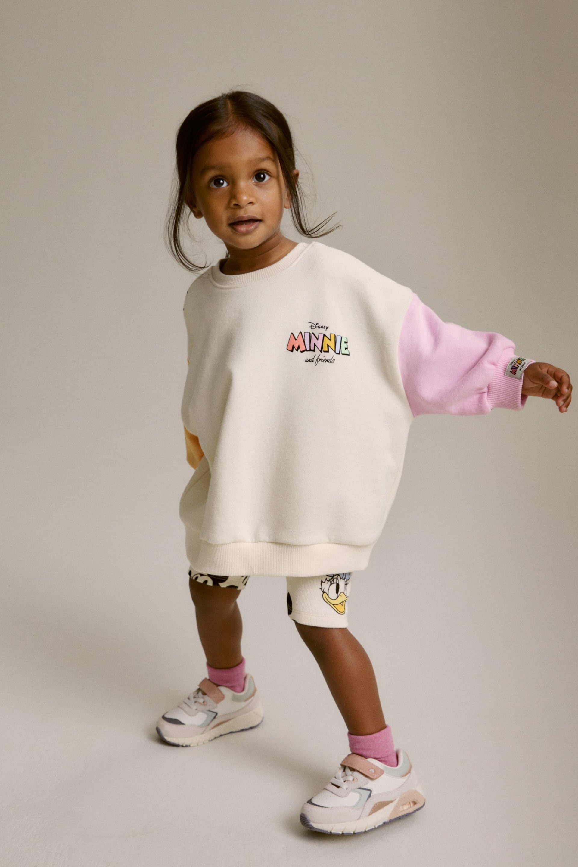 Cream Minnie Crew Sweatshirt and Shorts Set (3mths-7yrs) - Image 3 of 7