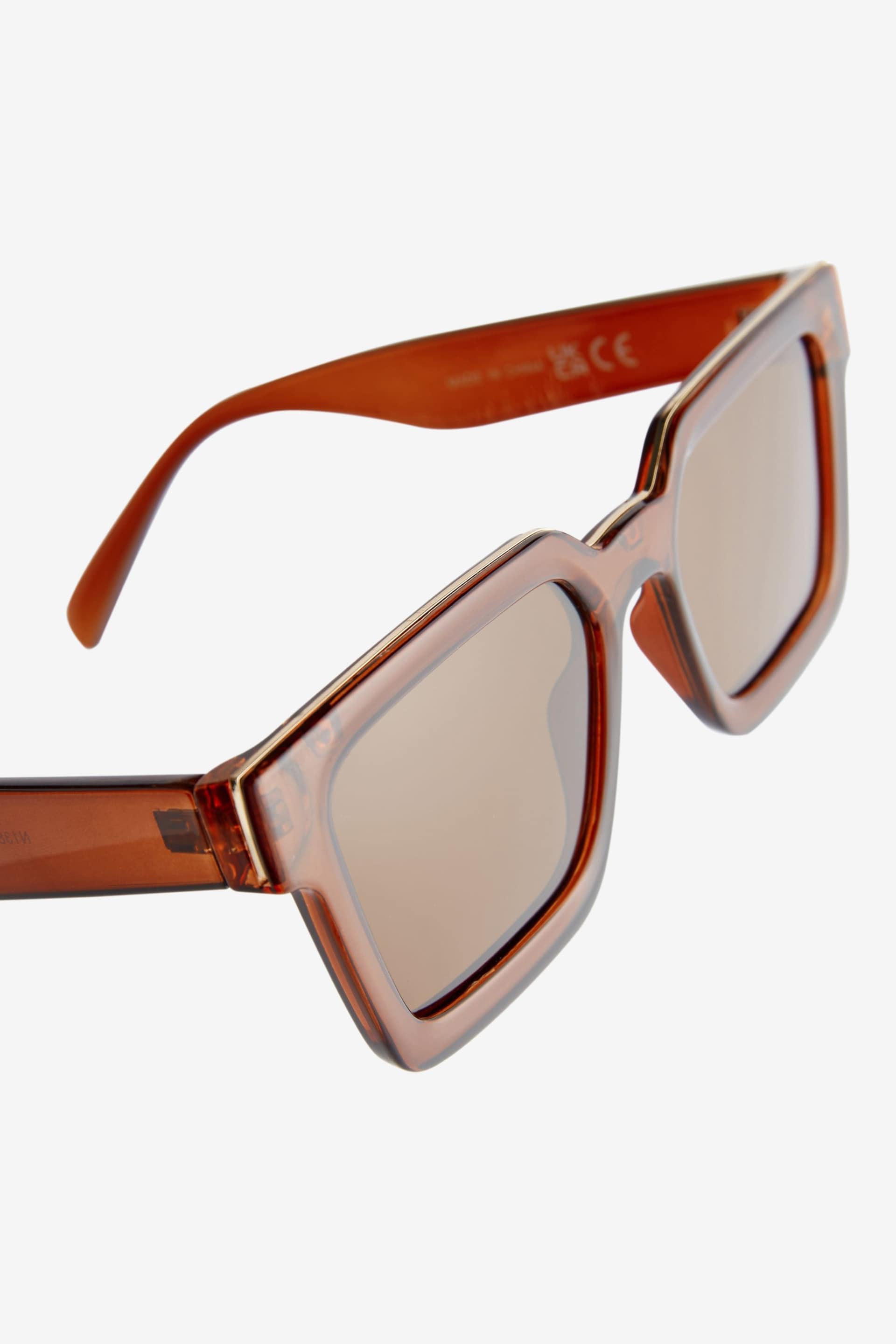 Brown Wayfarer Polarised Sunglasses - Image 4 of 5