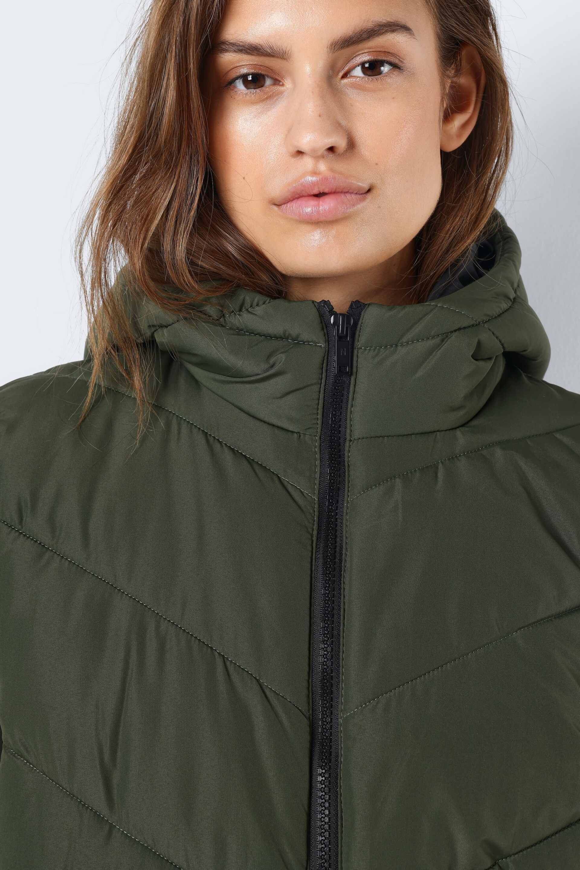 NOISY MAY Green Maxi Length Padded Quilted Hooded Coat - Image 5 of 6
