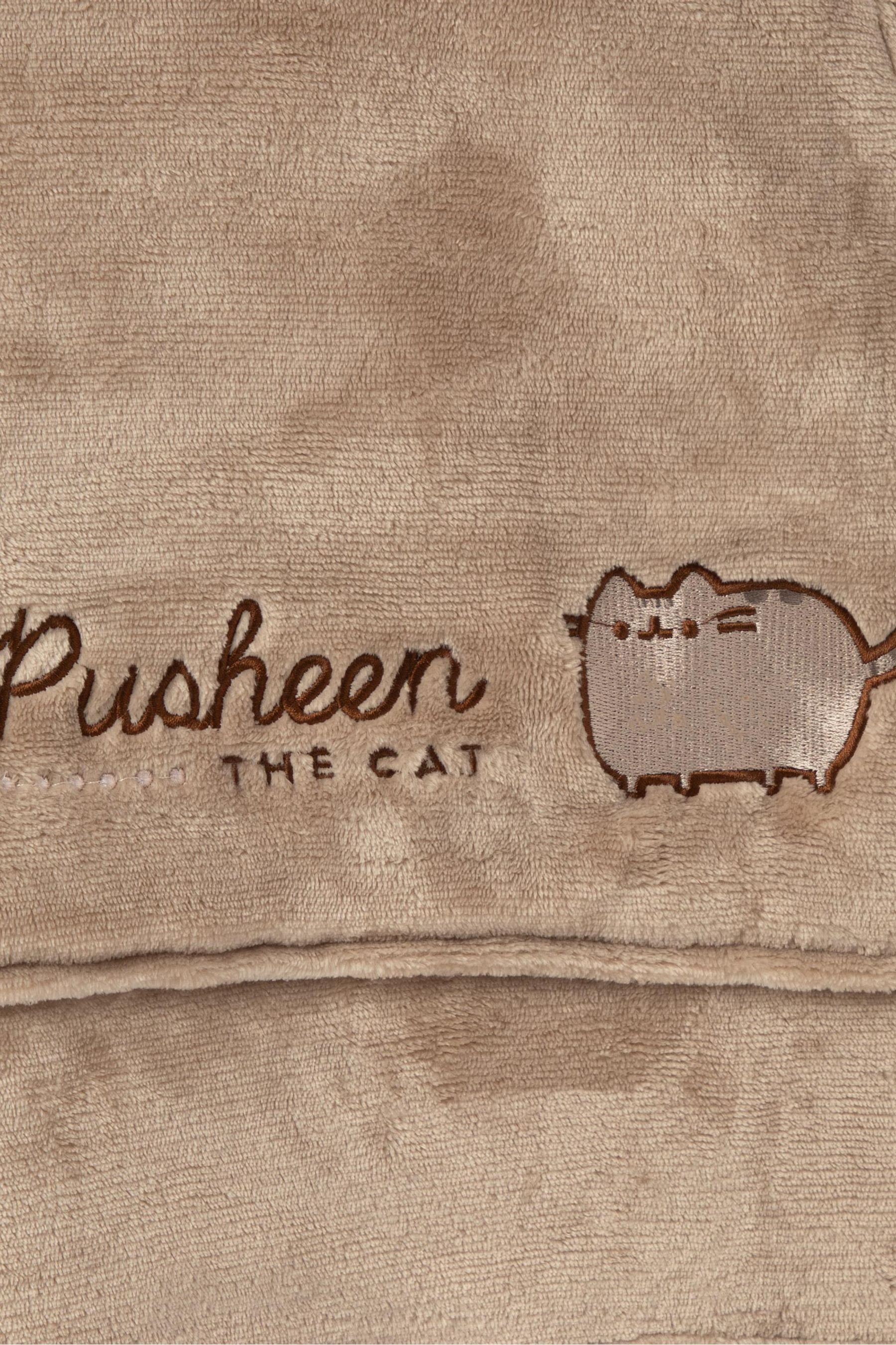 Pusheen blanket online