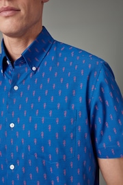 Blue/Pink Seahorse Easy Iron Button Down Short Sleeve Oxford Shirt - Image 6 of 9