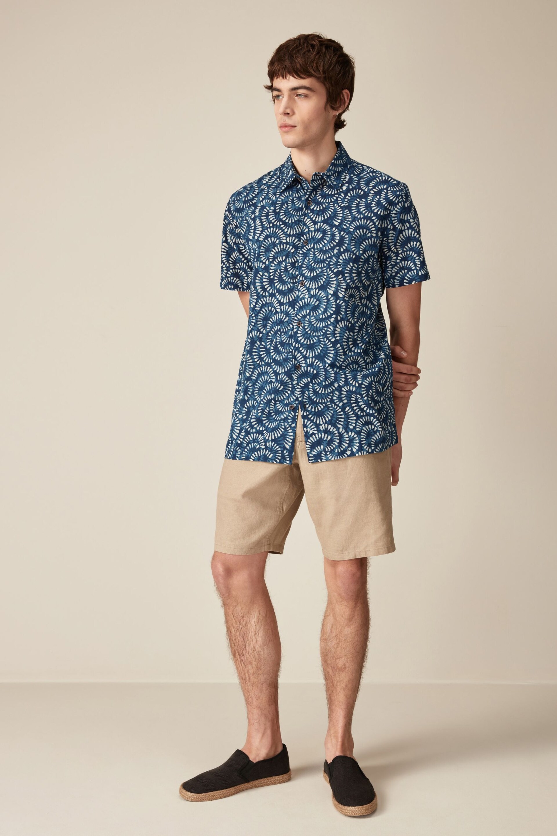 Blue Floral Short Sleeve Shirt - Image 2 of 7