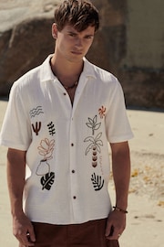 White Short Sleeve Embroidered Shirt with Cuban Collar - Image 3 of 8