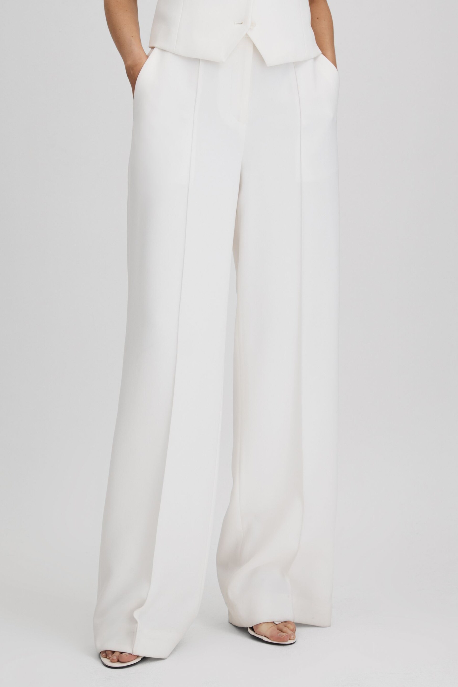 Reiss White Sienna Petite Crepe Wide Leg Suit Trousers - Image 1 of 8