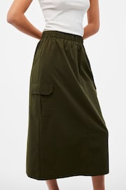 PIECES Green Midi Cargo Skirt - Image 3 of 5