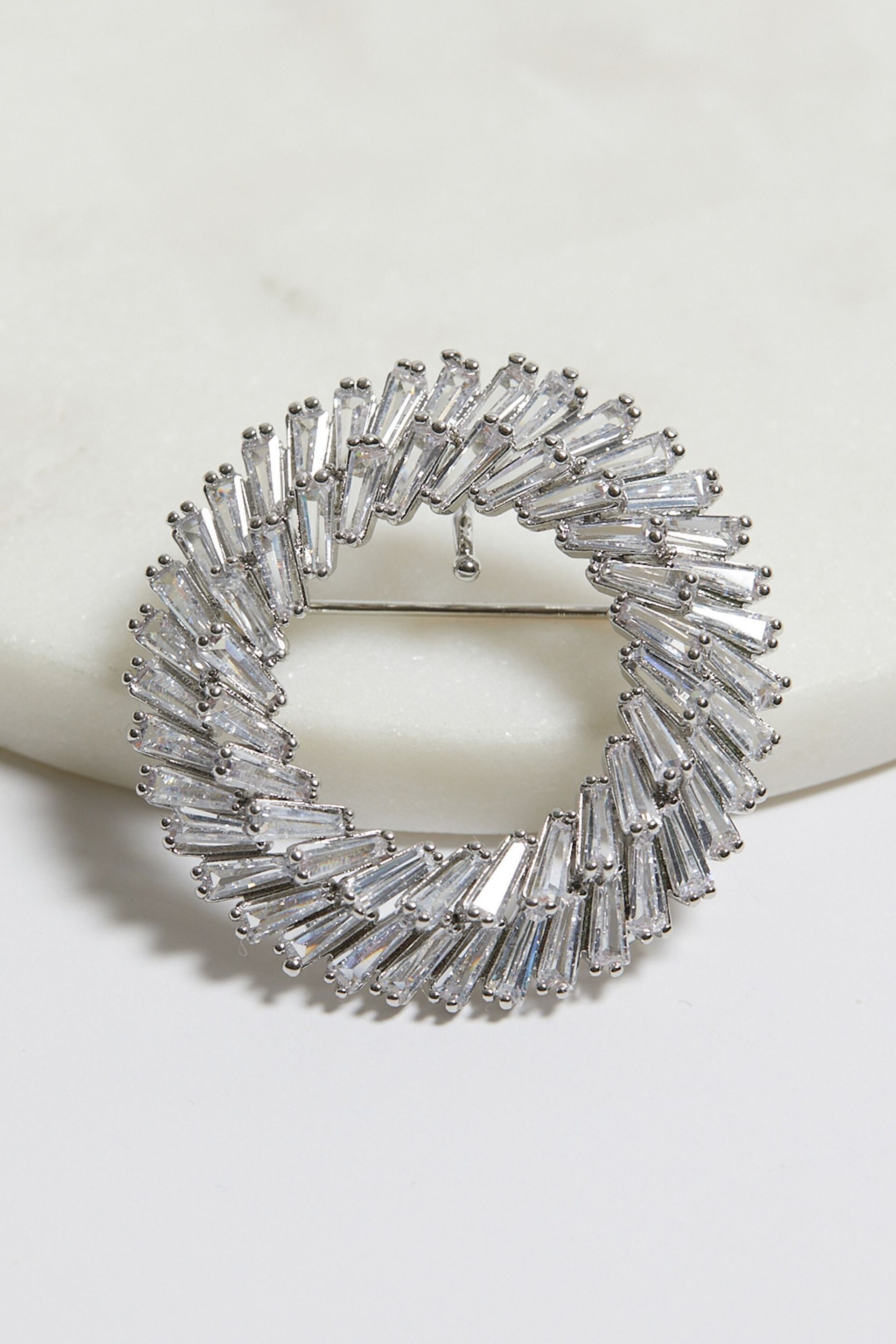 Jon Richard Silver Cubic Zirconia Statement Wreath Brooch - Image 2 of 5