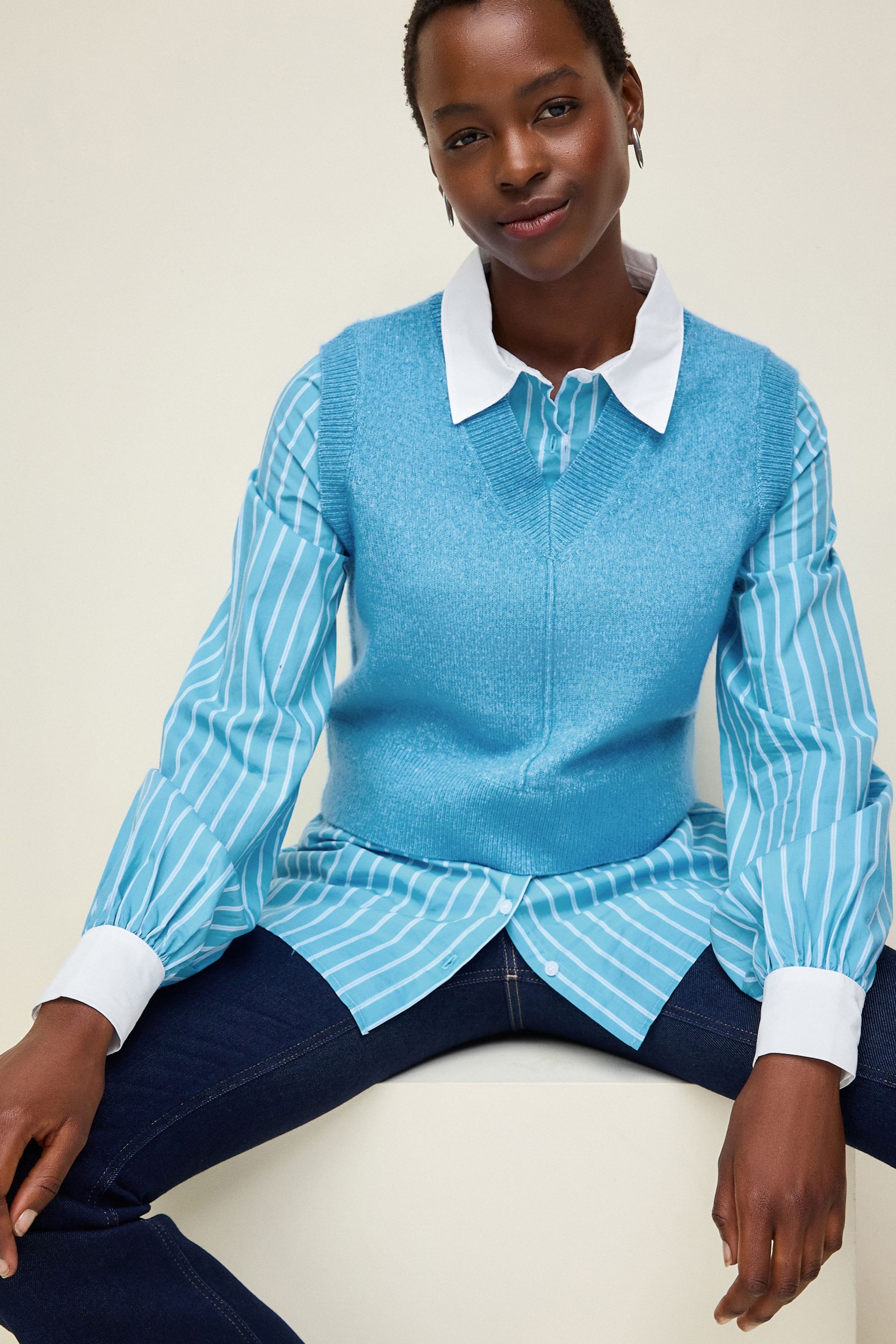 Knitted sleeveless vest store