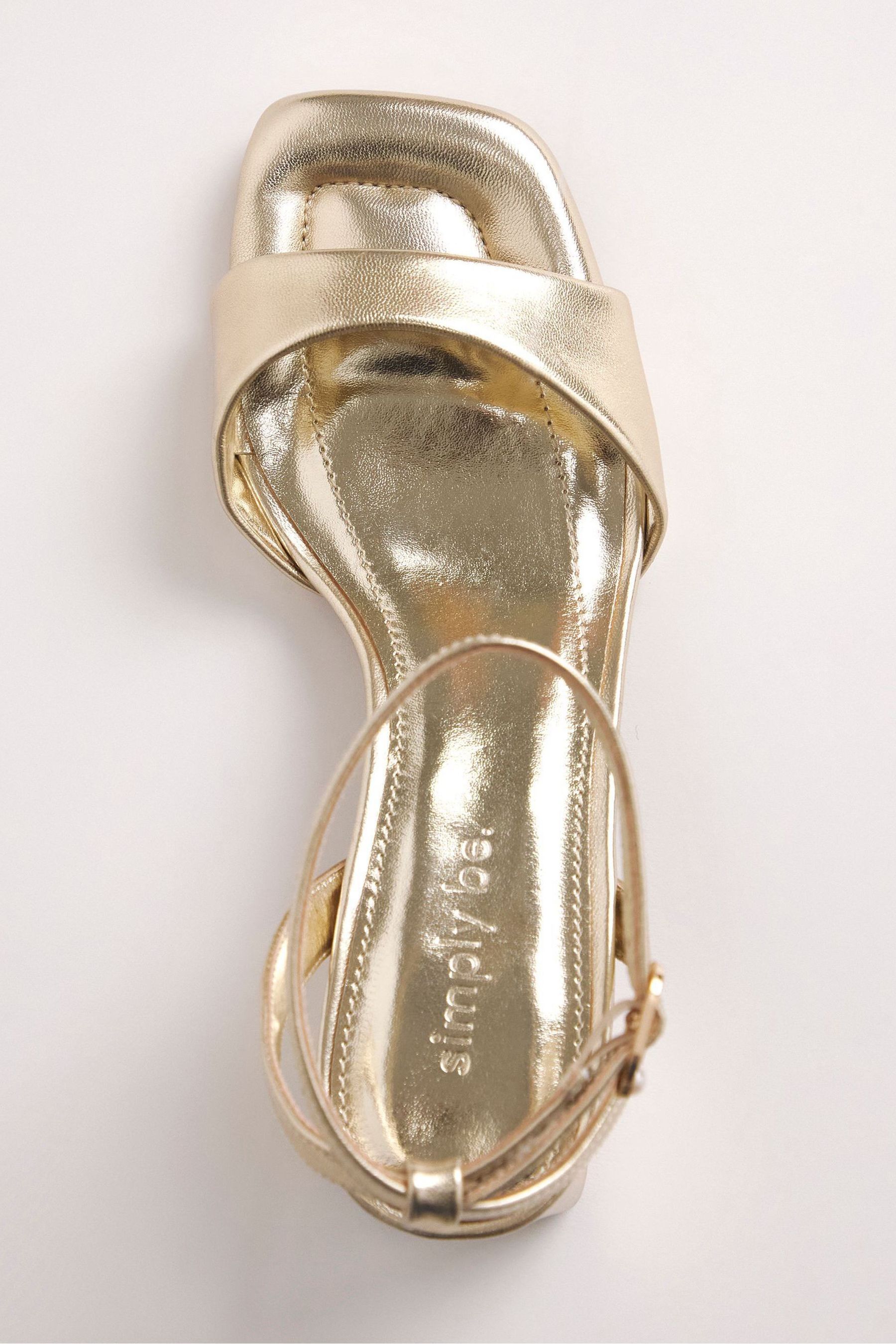 Wide fit block heels gold top