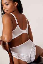 White Lace DD+ Minimiser Full Cup Bra - Image 4 of 7