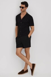 Reiss Black Newmark Textured Drawstring Shorts - Image 3 of 6