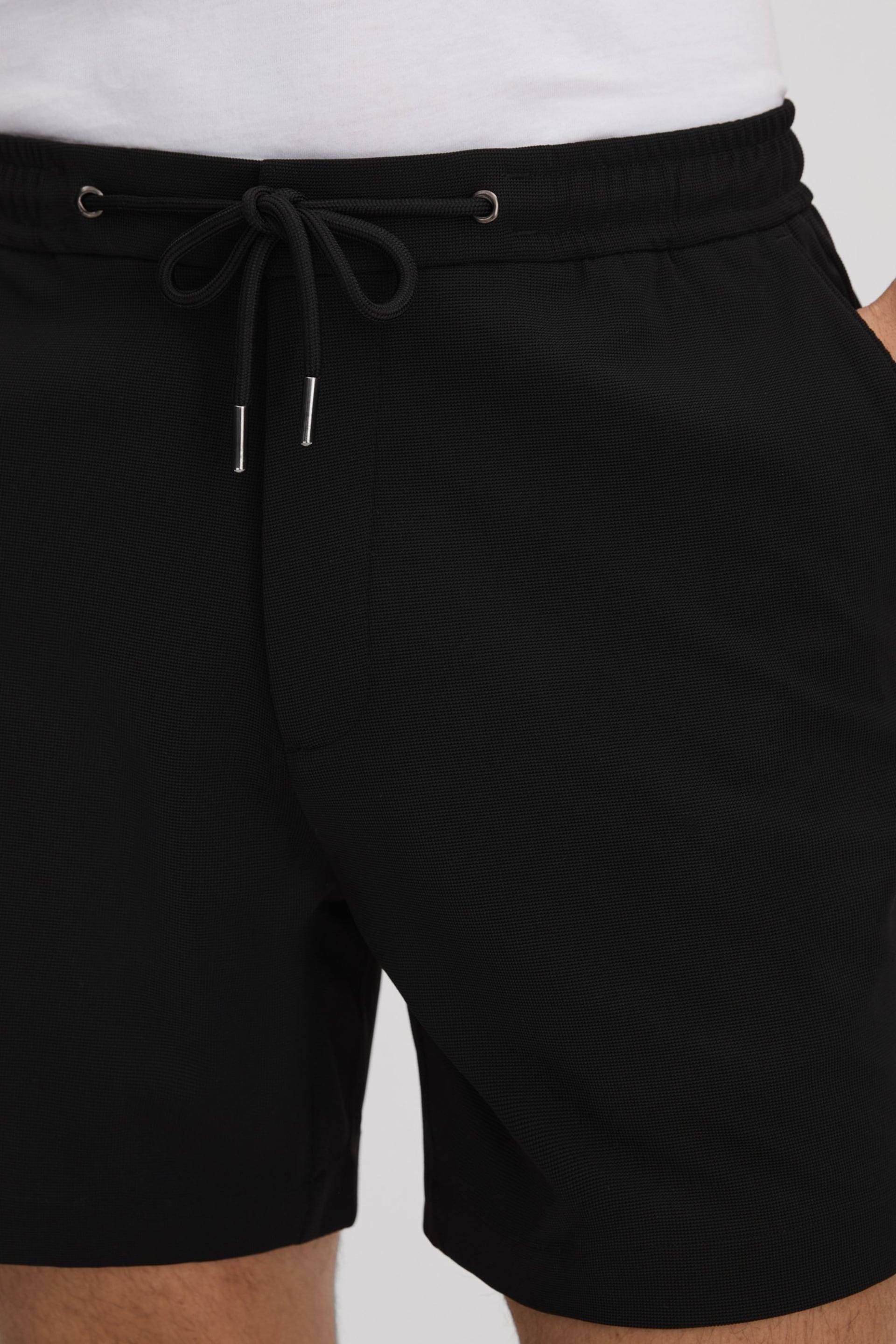 Reiss Black Newmark Textured Drawstring Shorts - Image 4 of 6