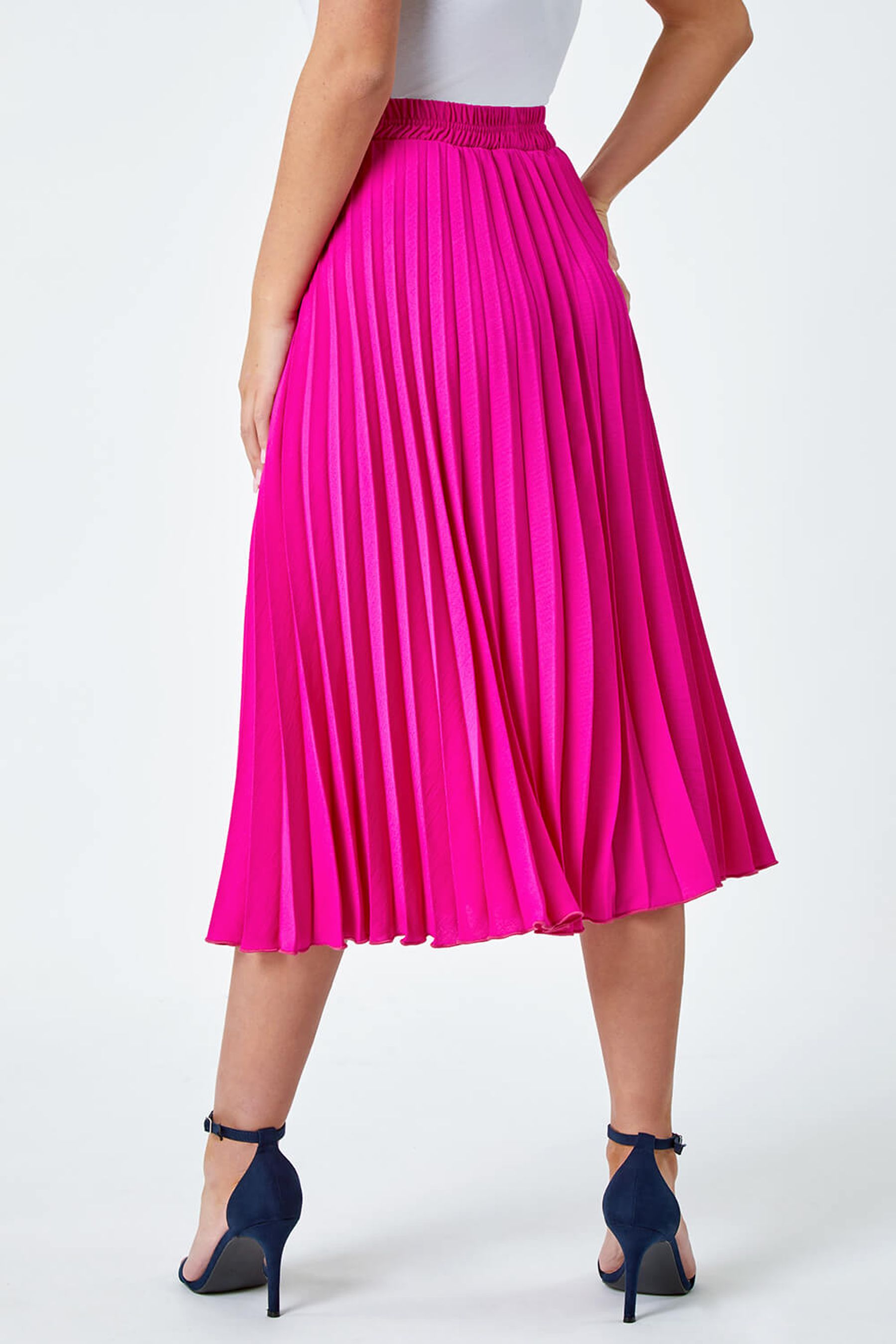 Pink pleated skirt next outlet