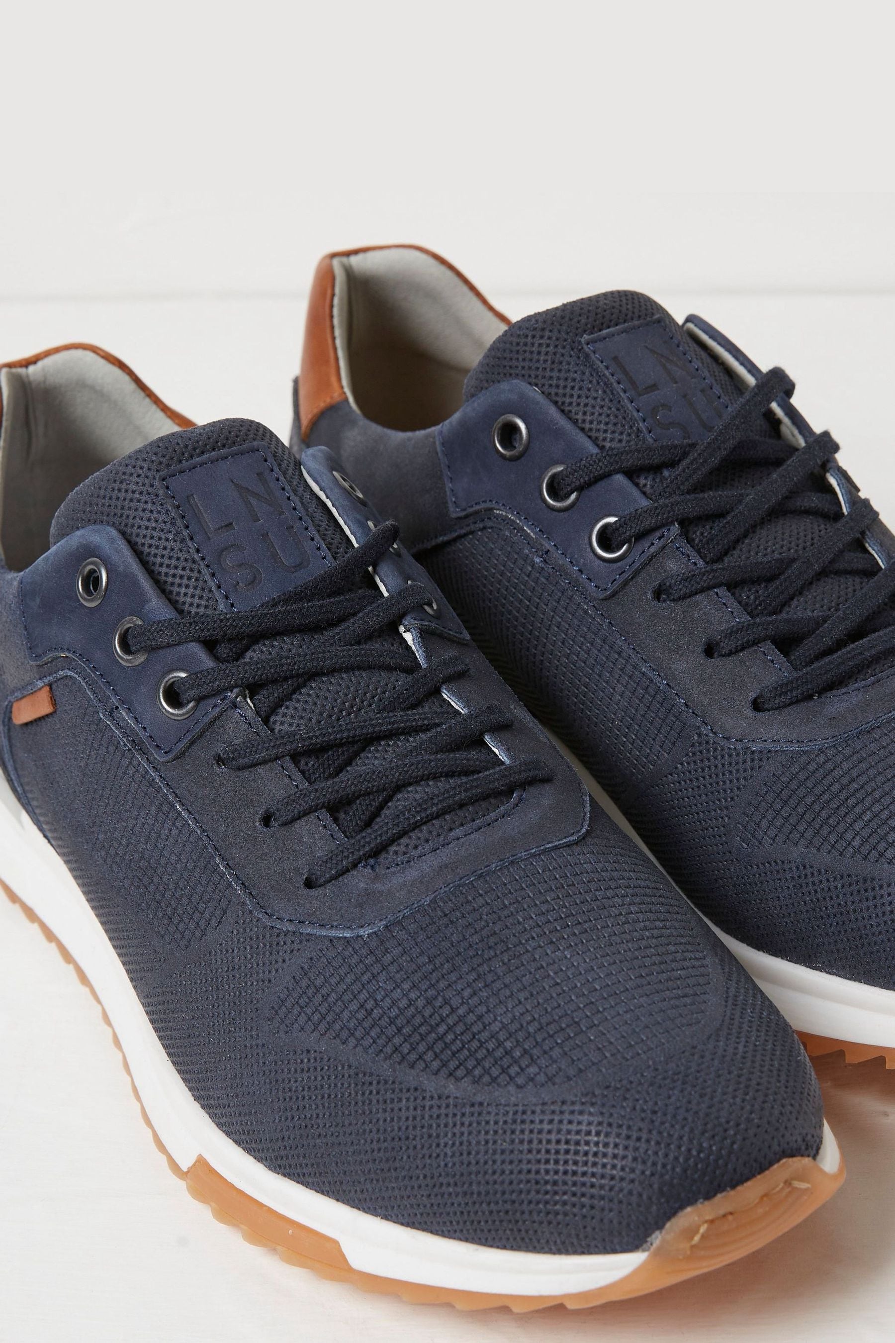 Fat face trainers outlet