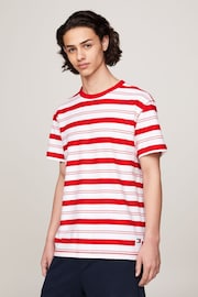 Tommy Jeans Red Stripe T-Shirt - Image 4 of 8