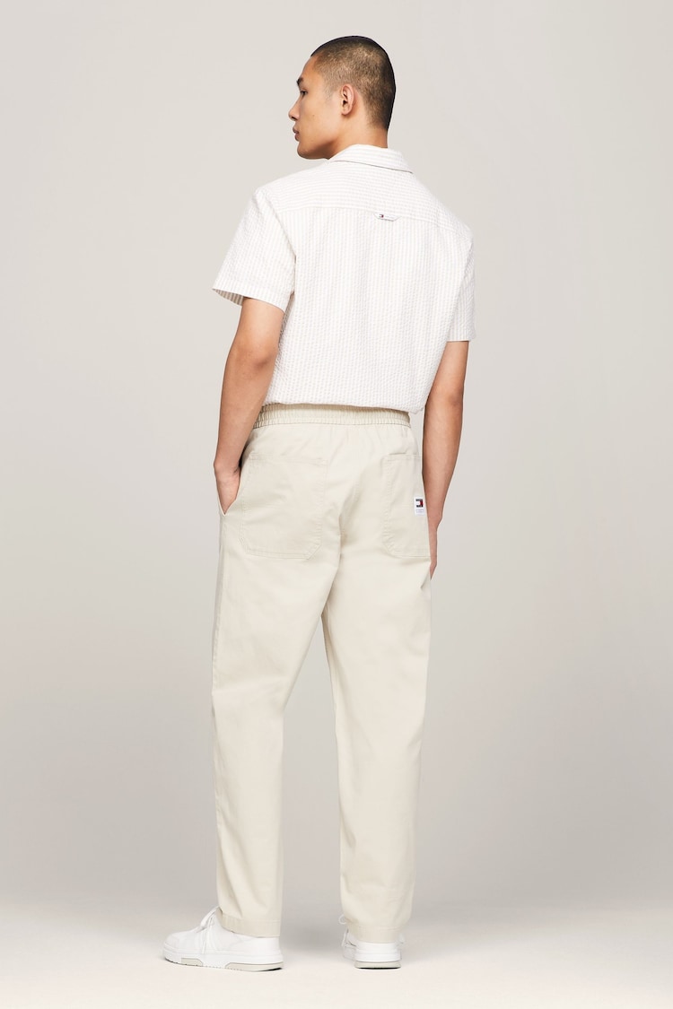 Tommy Jeans Cream Aiden Tapered Trousers - Image 2 of 6