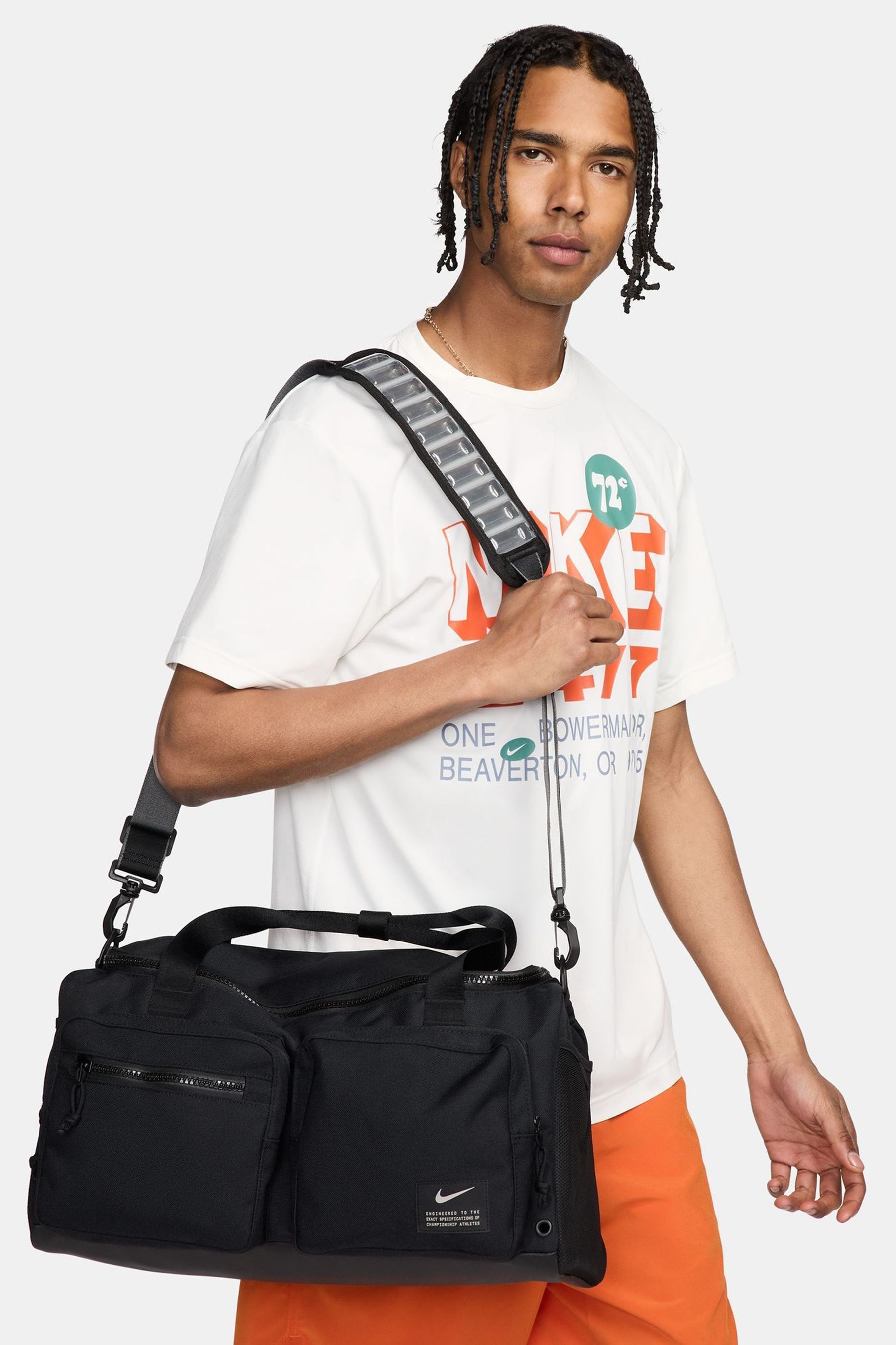 Nike utility power small duffel top