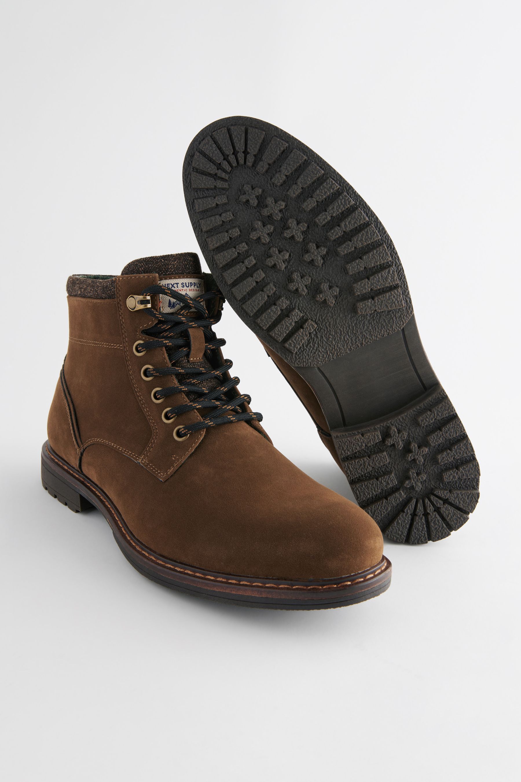 Tan Brown Lace Up Chukka Boots