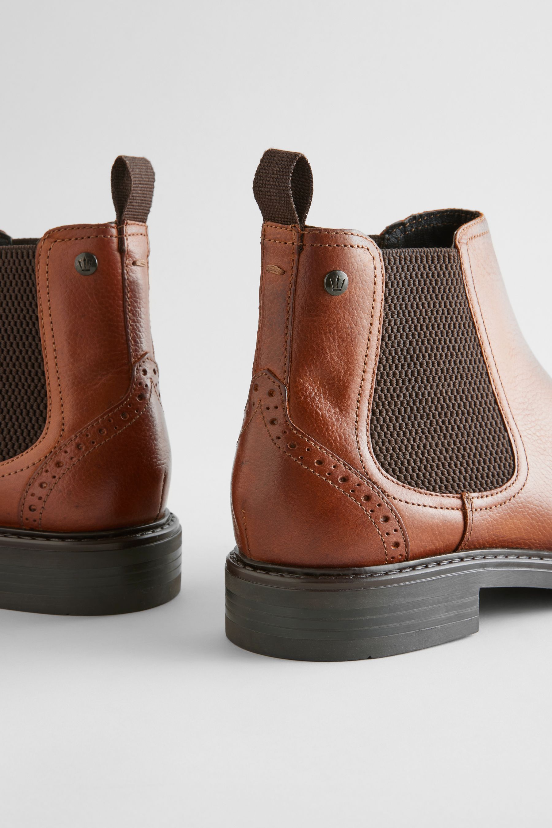 Next tan chelsea boots sale