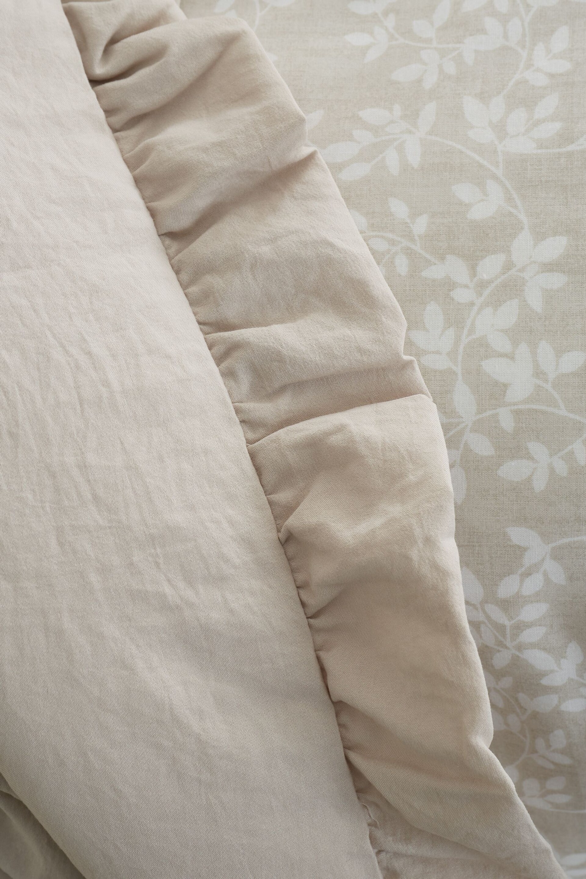 Bianca Natural Soft Washed Frill 220x230cm Bedspread - Image 2 of 3
