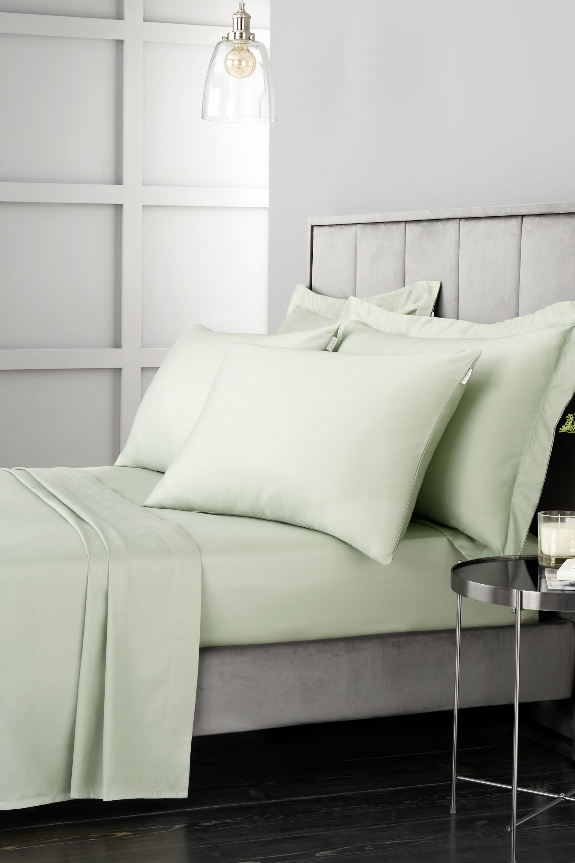 Bianca Green 400 Thread Count Cotton Sateen Fitted Sheet - Image 3 of 3