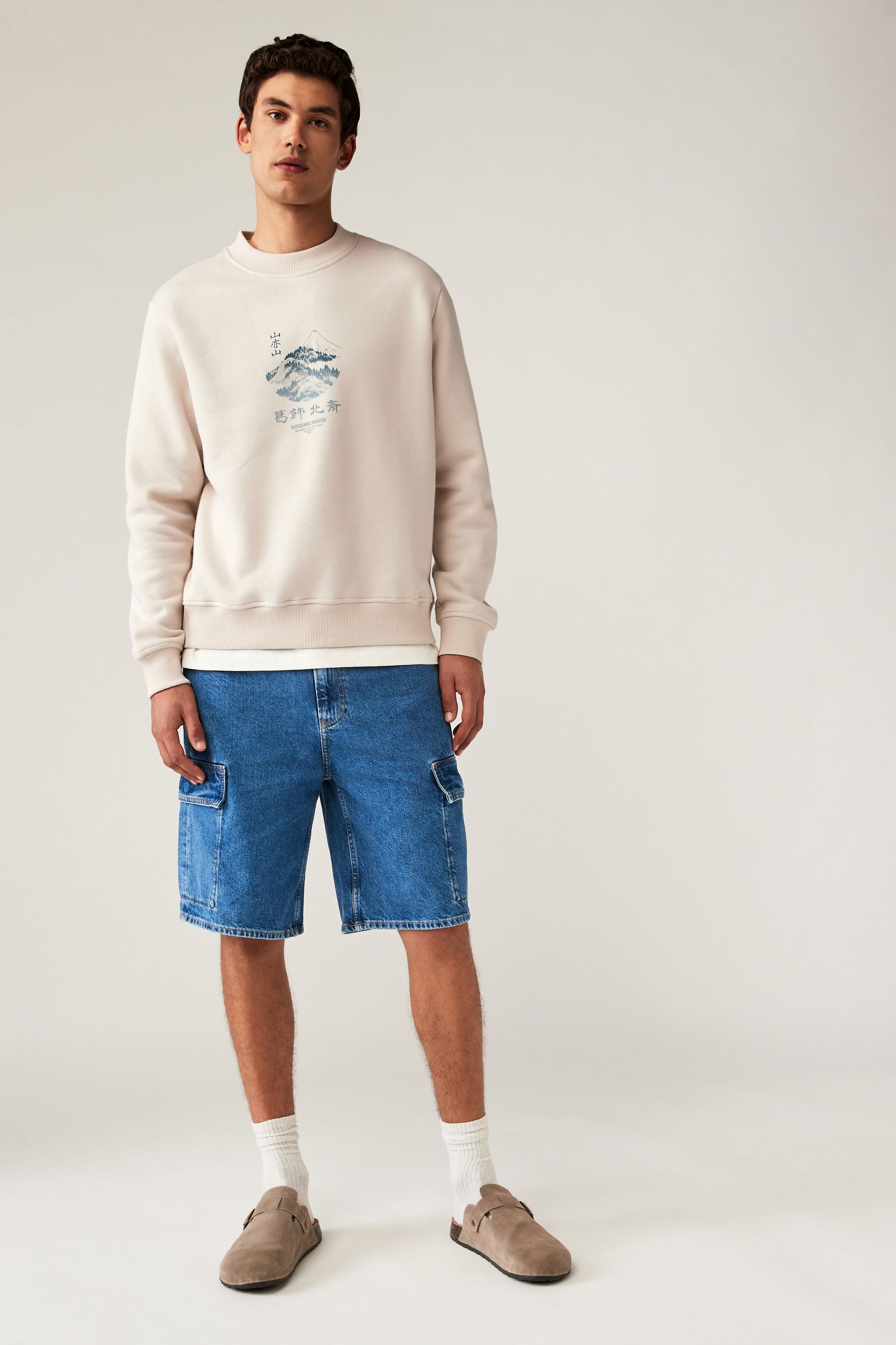 Hokusai blue graphic sweatshirt discount