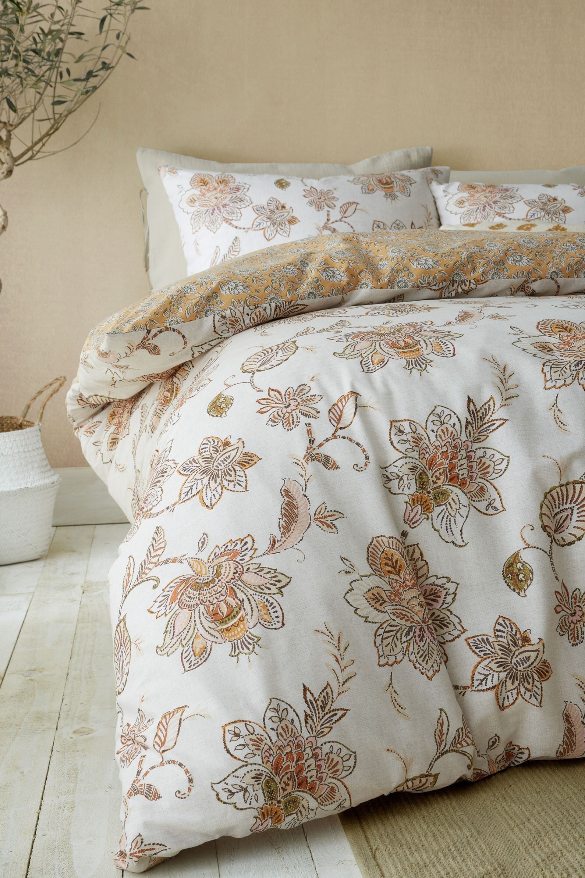 Pineapple Elephant Beige Sahara Floral Reversible Duvet Cover Set - Image 4 of 4