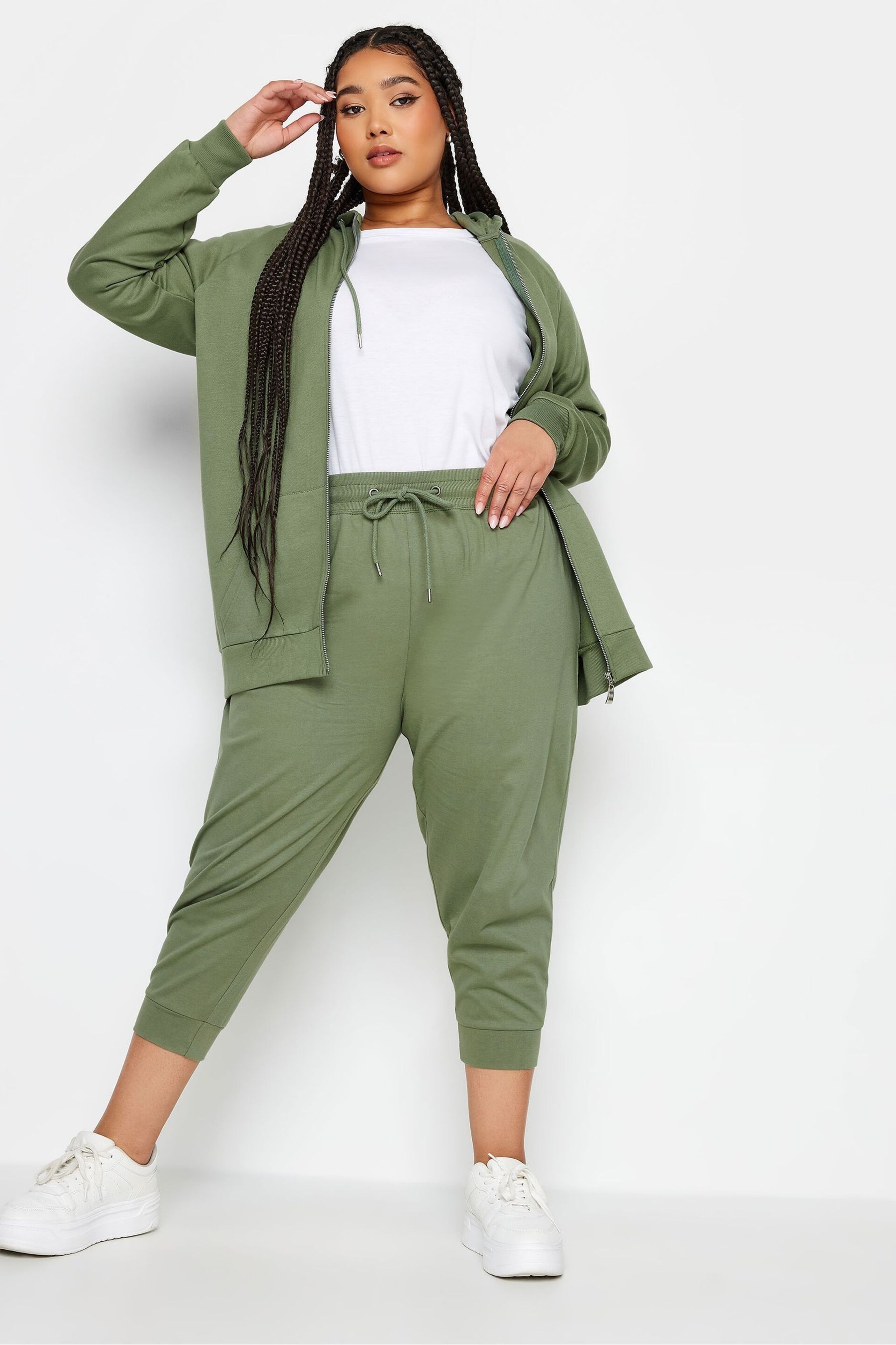 Yours Curve Green Cropped Joggers - Image 2 of 3