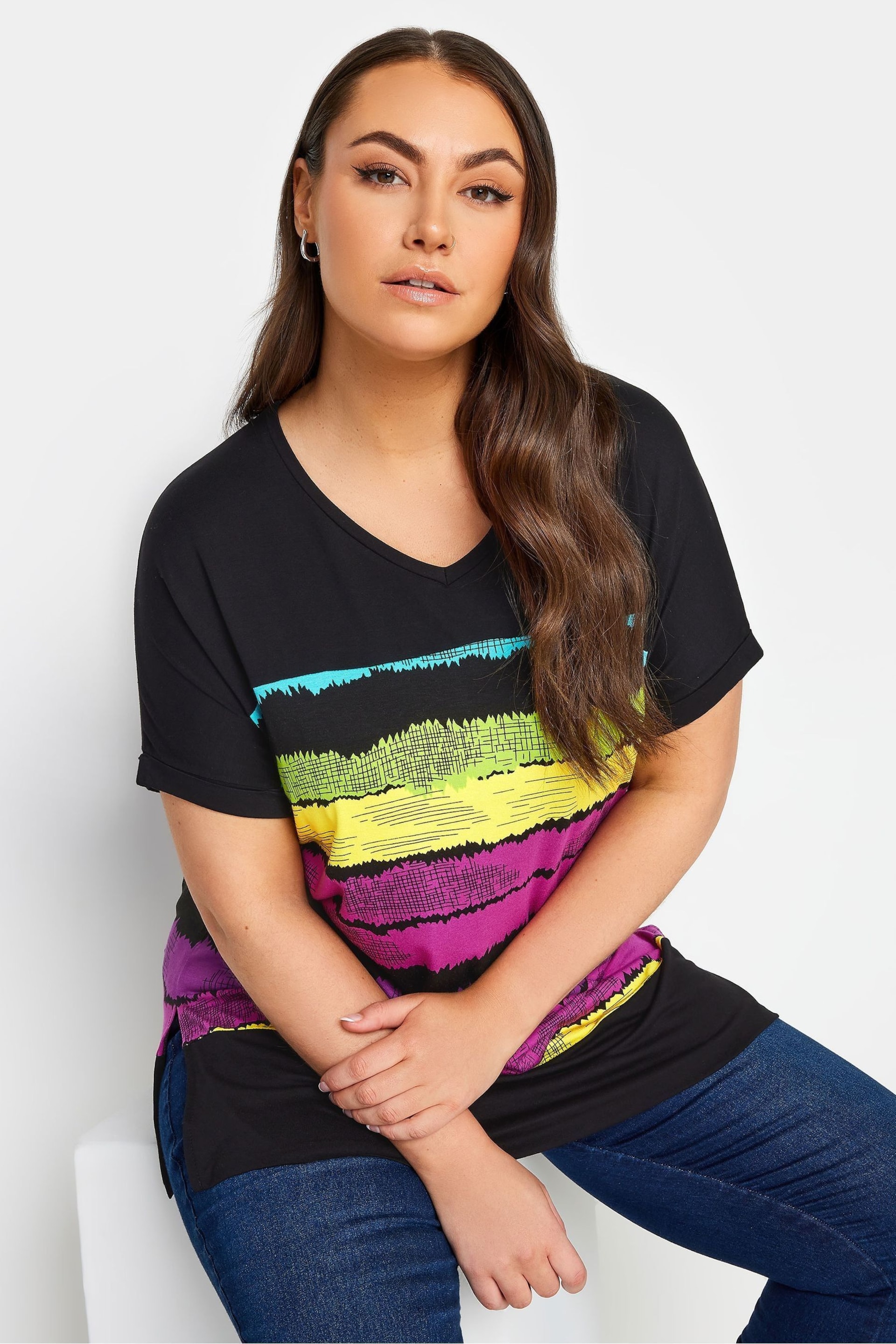 Yours Curve Mid Black Abstract Stripe Print Top - Image 1 of 4