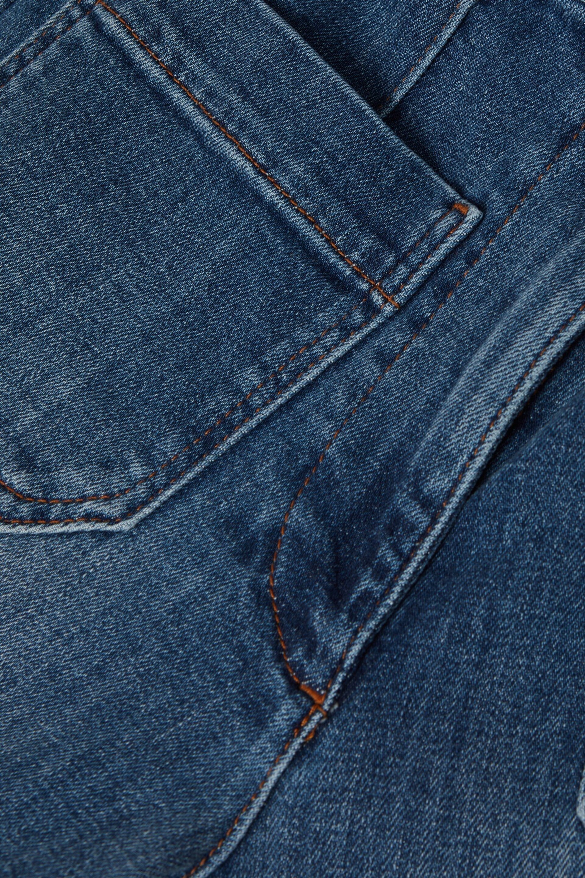 Reiss Mid Blue Kira Petite Front Pocket Wide Leg Jeans - Image 6 of 7