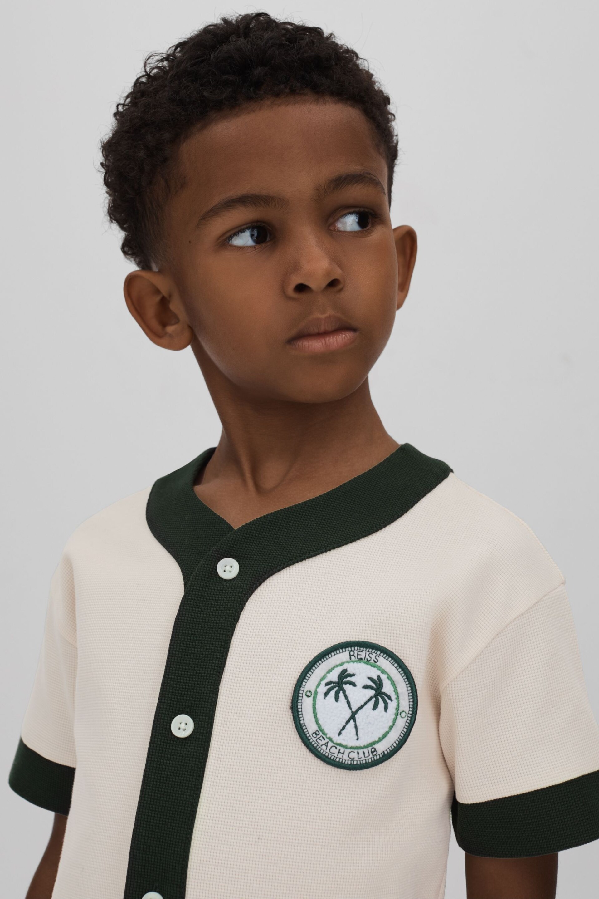 Reiss Ecru/Green Ark Teen Textured Cotton Baseball Shirt - Image 3 of 4