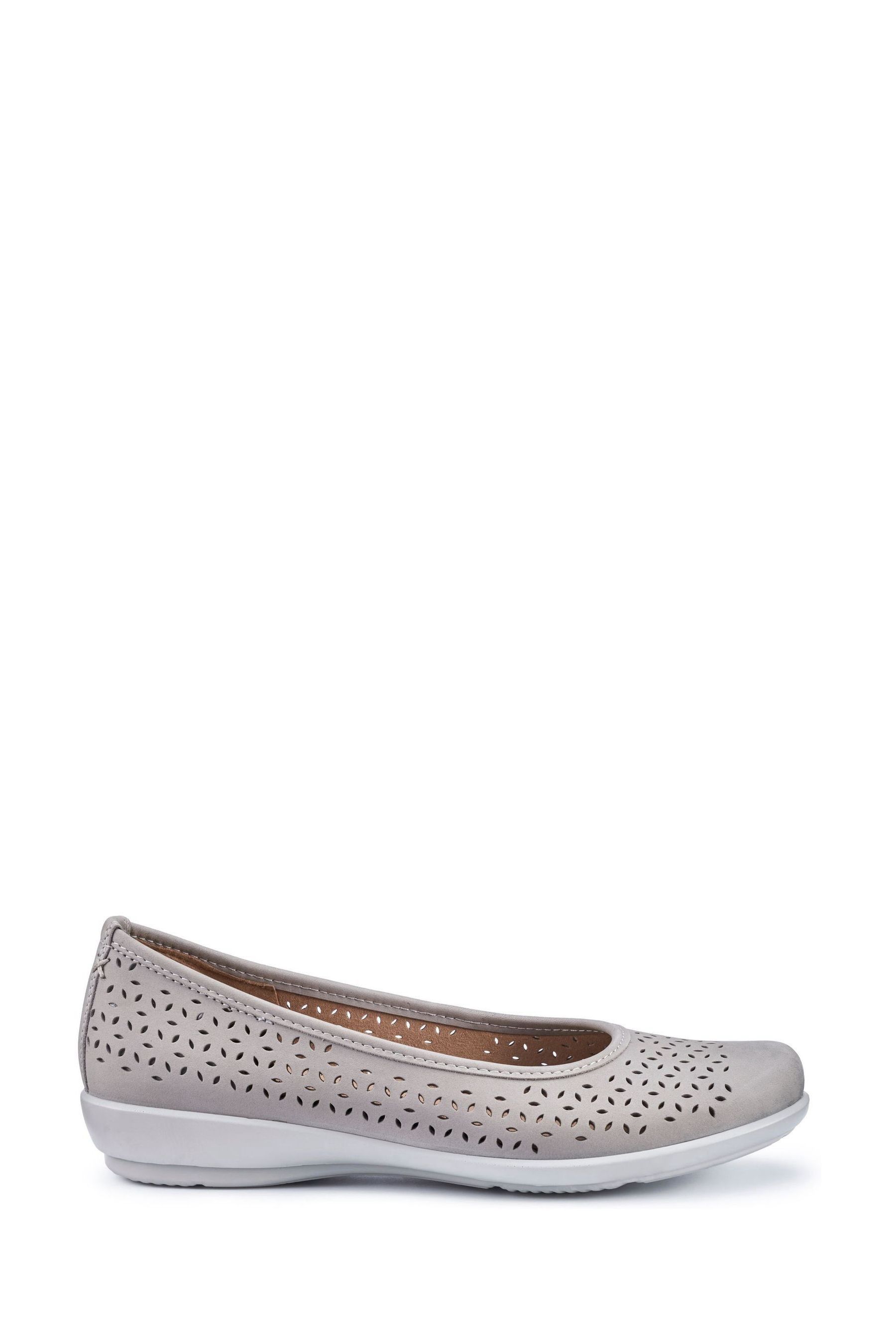 Hotter livvy clearance