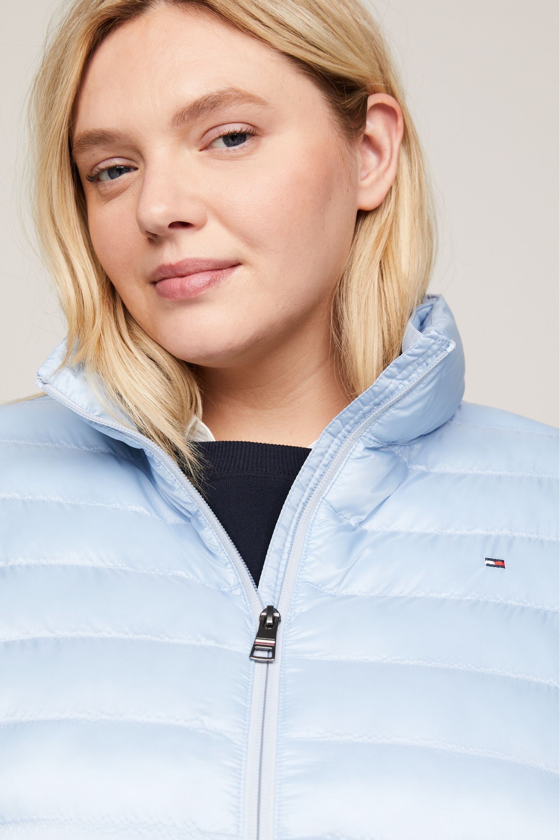 Tommy Hilfiger Blue Curve Lightweight Padded Jacket - Image 4 of 6