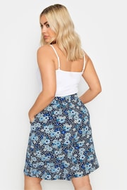 Yours Curve Blue Floral Print Shorts - Image 3 of 5
