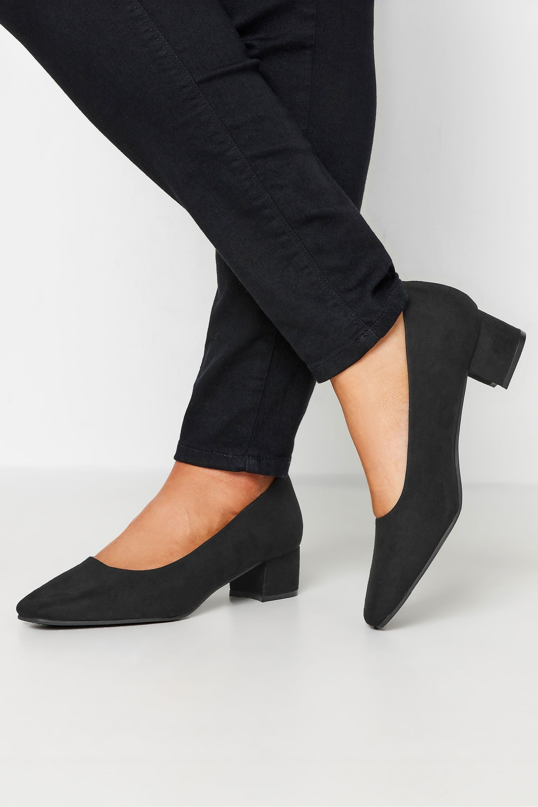 Yours Curve Black Extra Wide Fit Faux Suede Block Heel Court Shoes In Extra Wide Fit Womens
