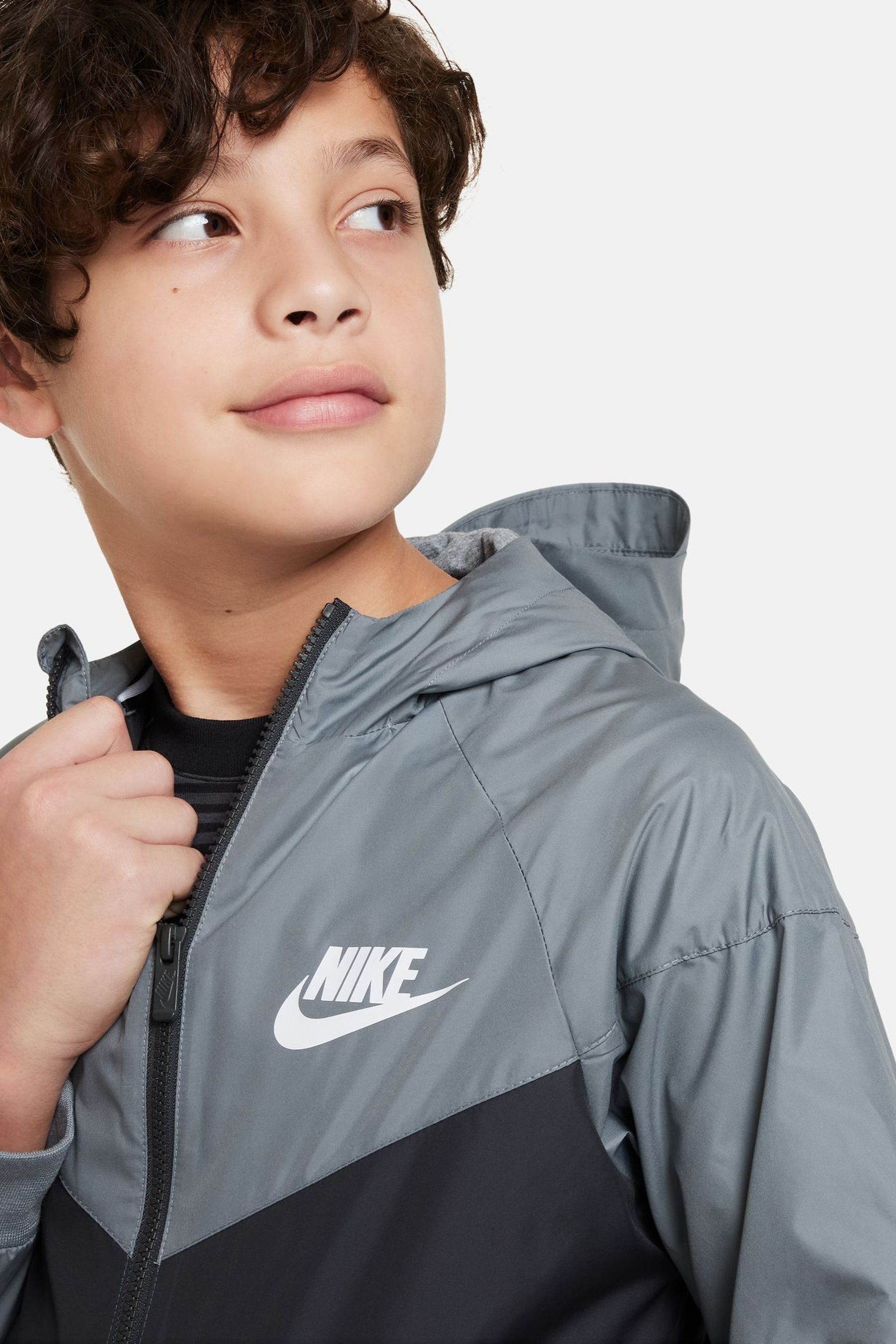 Buy Veste a capuche Nike Sportswear coupe vent from Next Luxembourg
