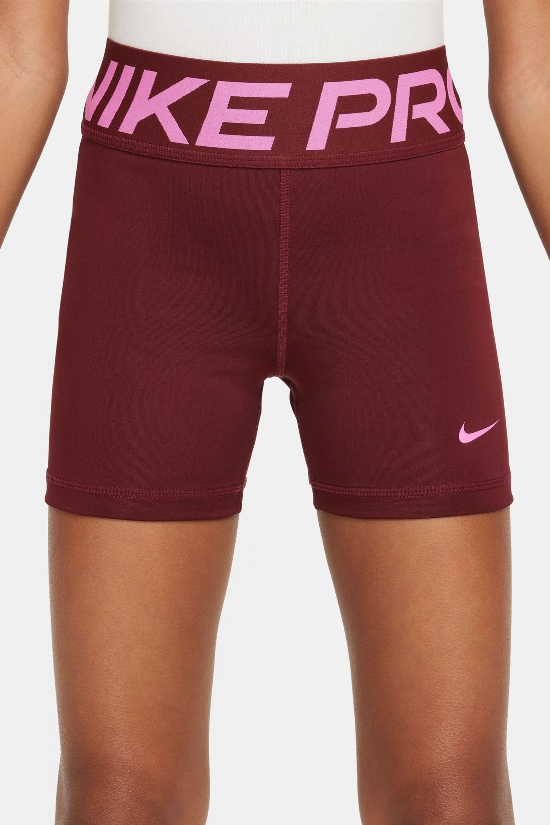 Nike Red Pro Dri-FIT 3 Inch Shorts - Image 3 of 5