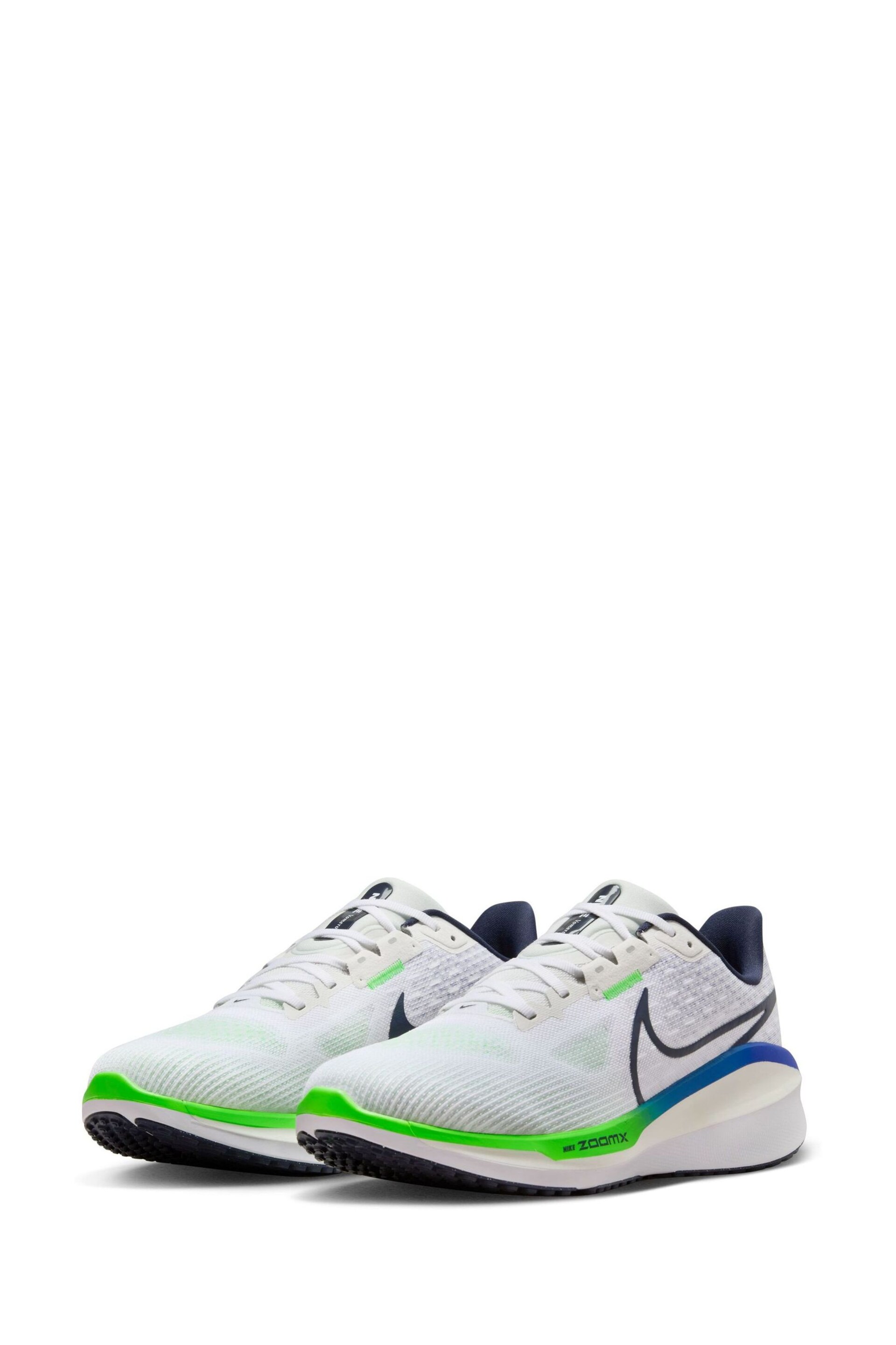 Nike White/Green Vomero 17 Road Running Trainers - Image 4 of 10