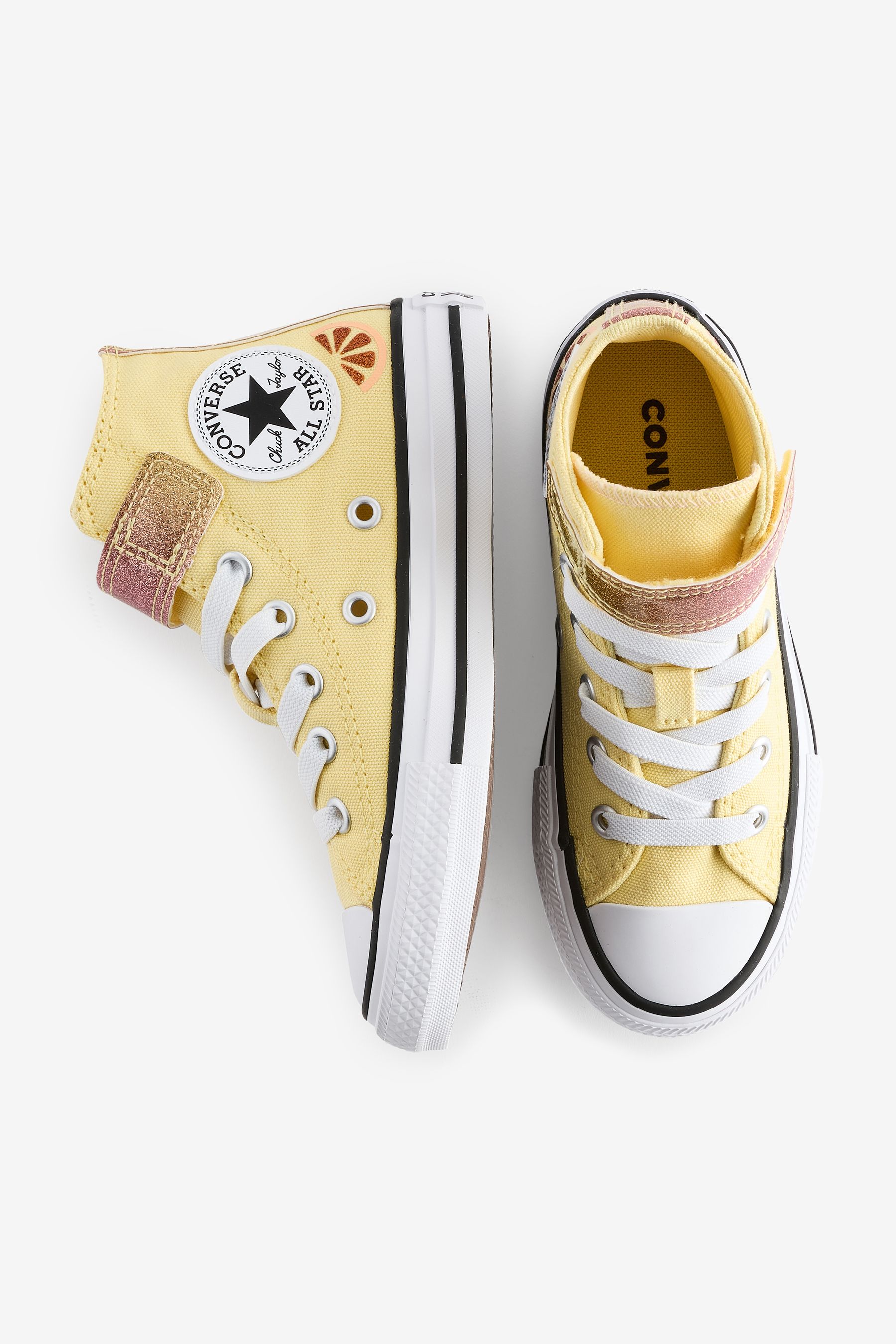 Converse Yellow Chuck Taylor Easy On Lemon 1V Junior Trainers