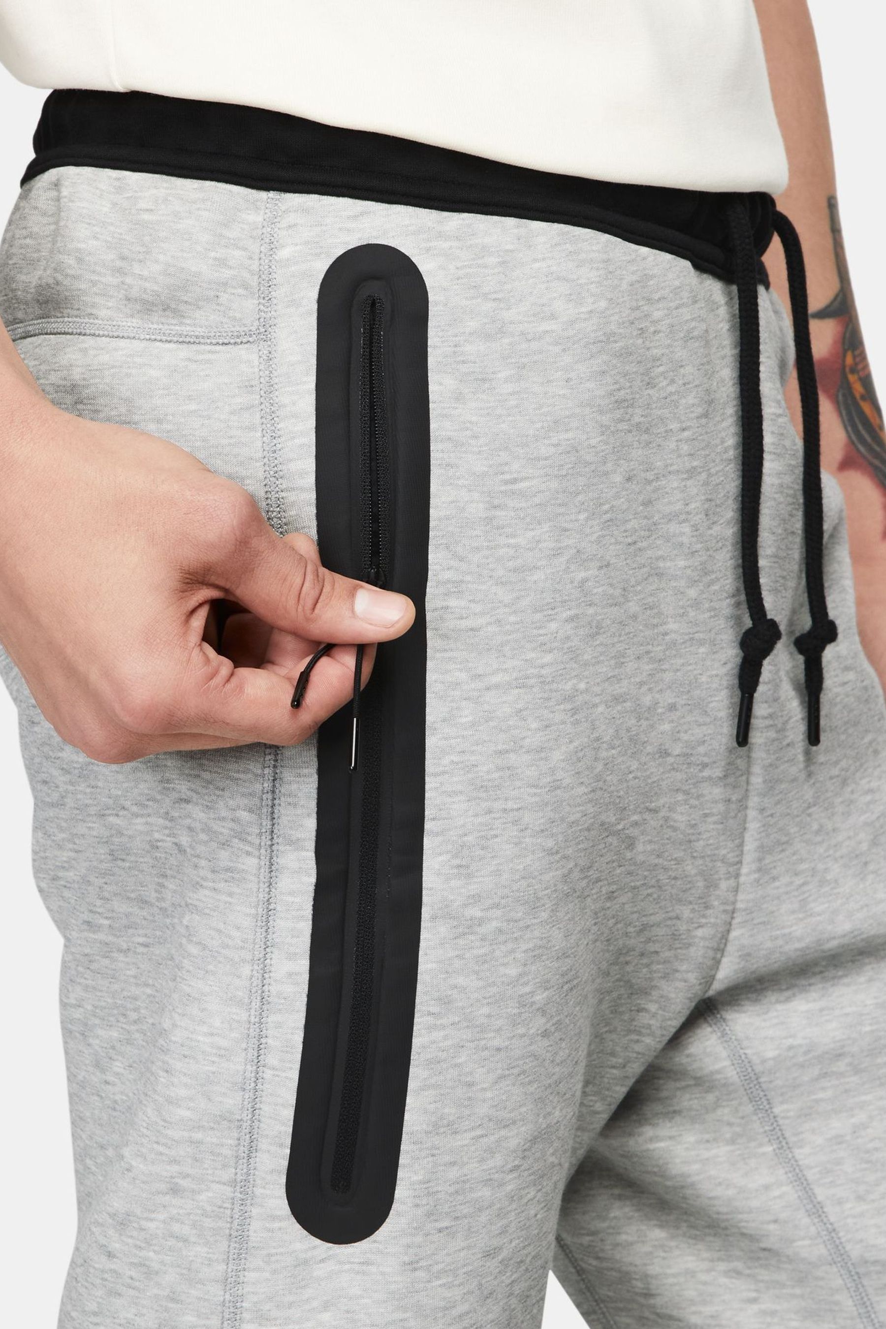 Black and grey tech fleece bottoms new arrivals