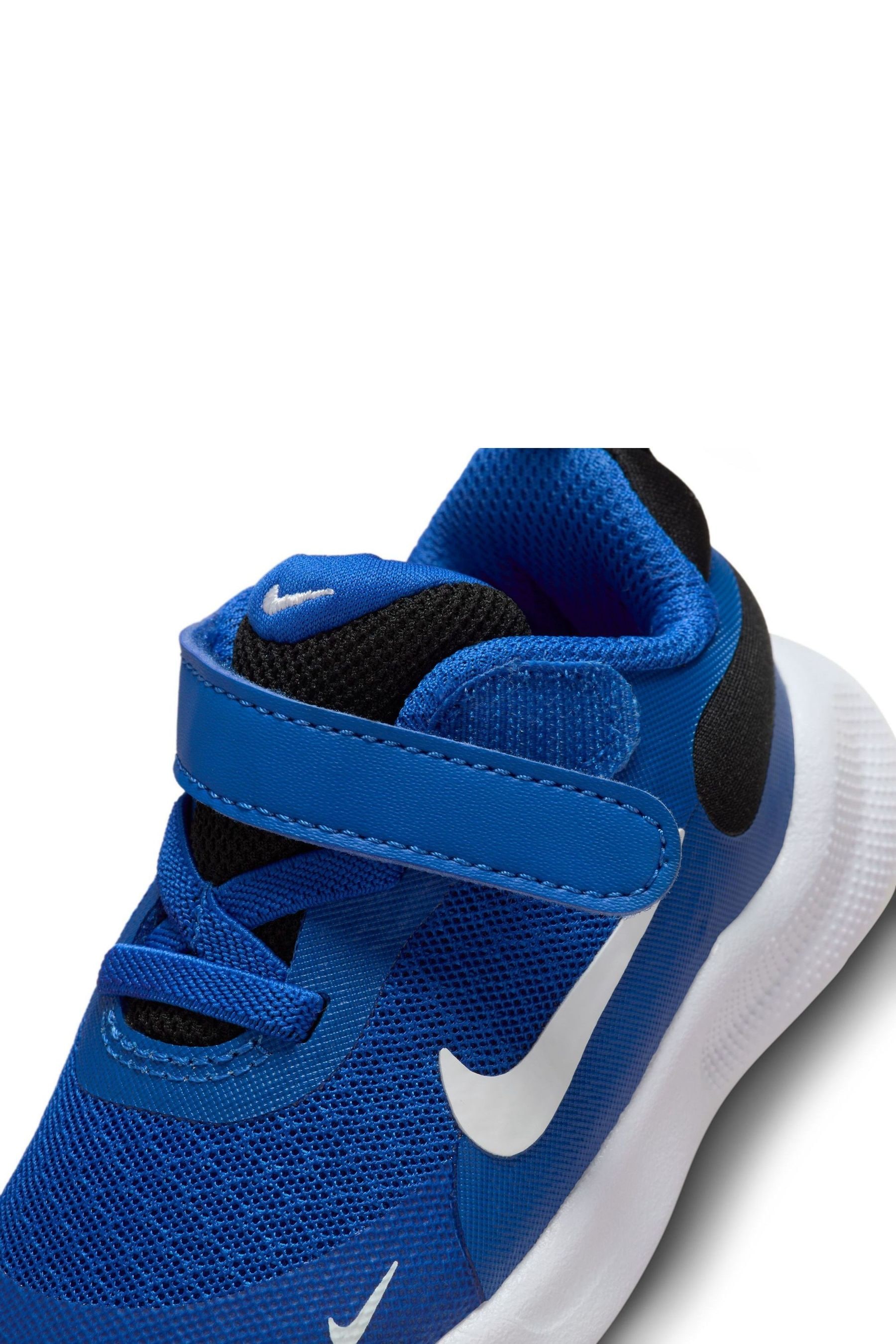 Nike revolution infant trainers hotsell