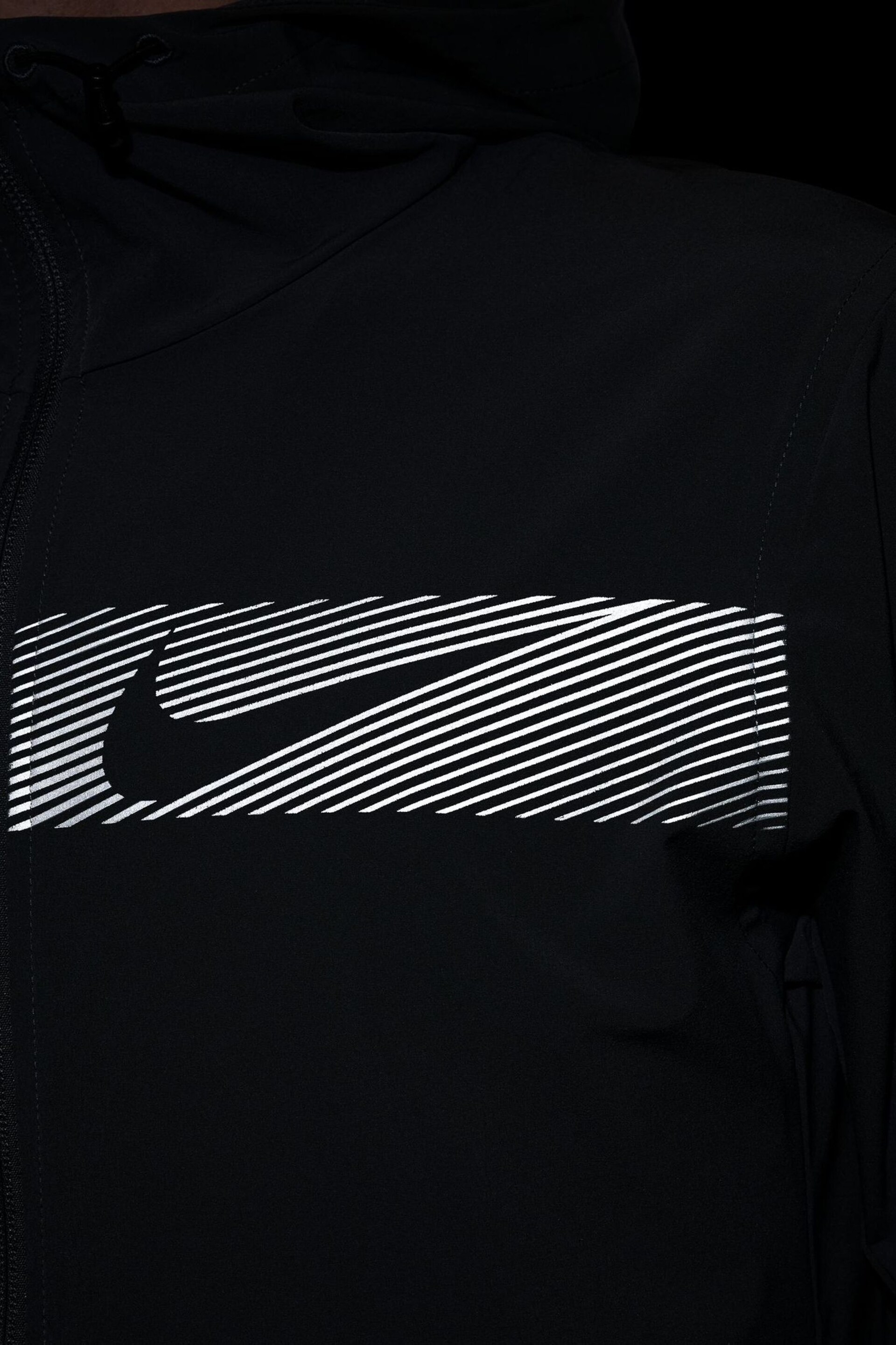 Nike Grey Unlimited Flash Repel Hooded Versatile Jacket - Image 9 of 9