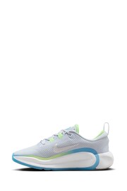 Nike White/Blue Youth Infinity Flow Running Trainers - Image 4 of 11