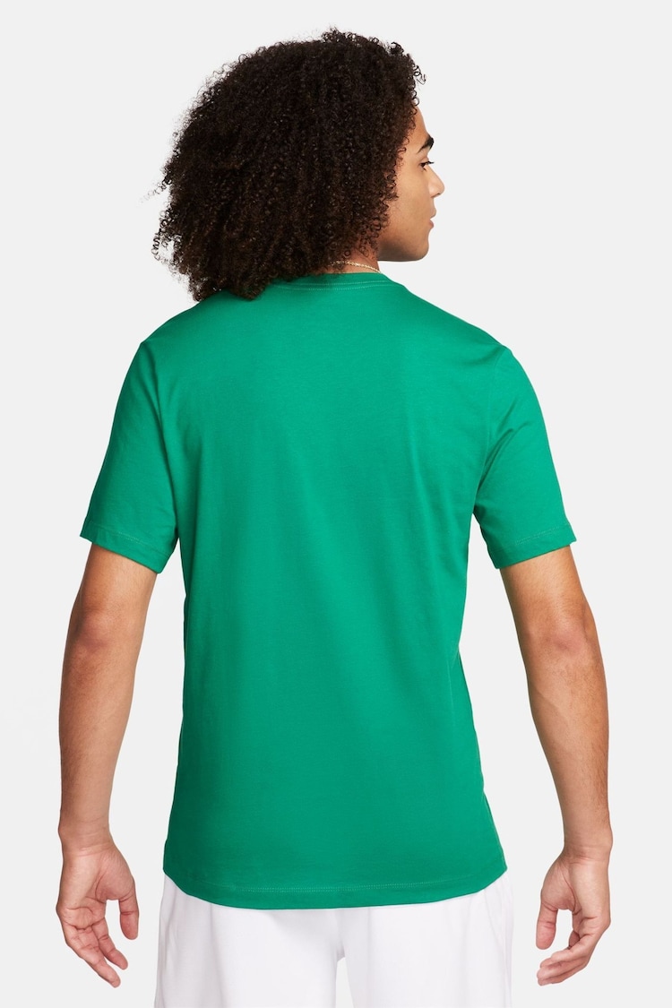 Nike Green Sportswear Graphic T-Shirt - Image 2 of 5