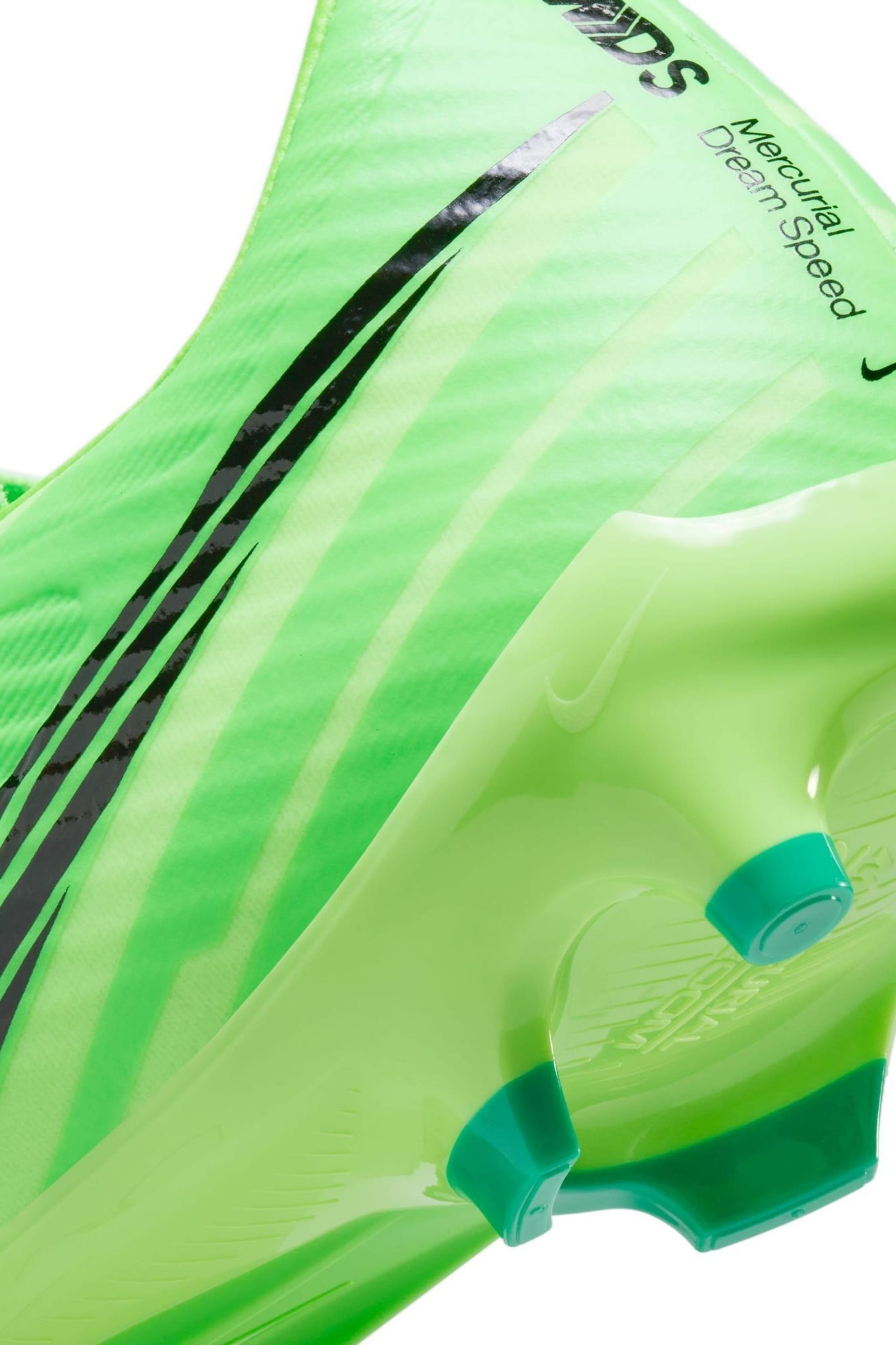 Nike Barely Green/Gold Zoom Vapor 15 Academy Multi Ground Football Boots - Image 11 of 11