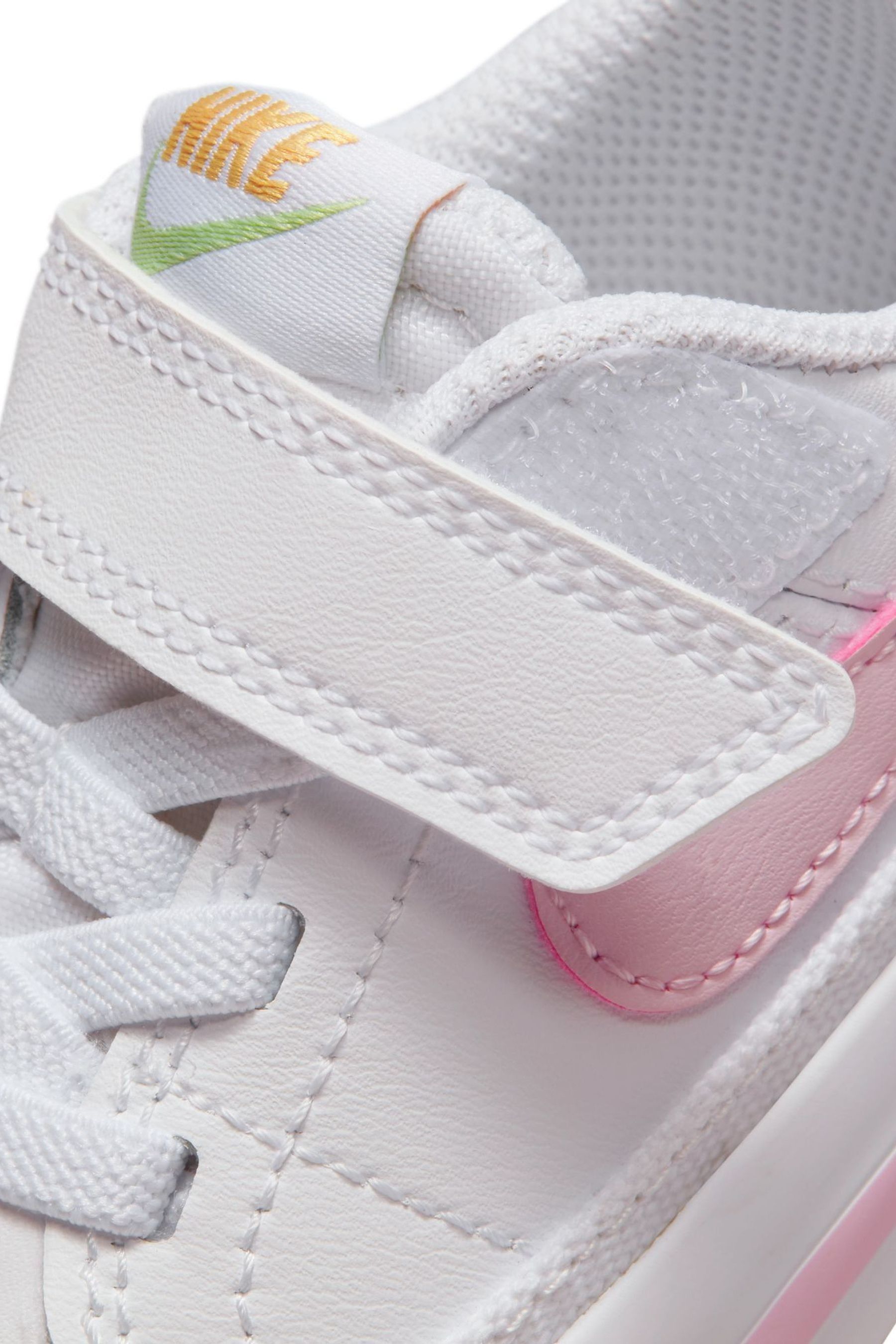 Nike white velcro shoes top
