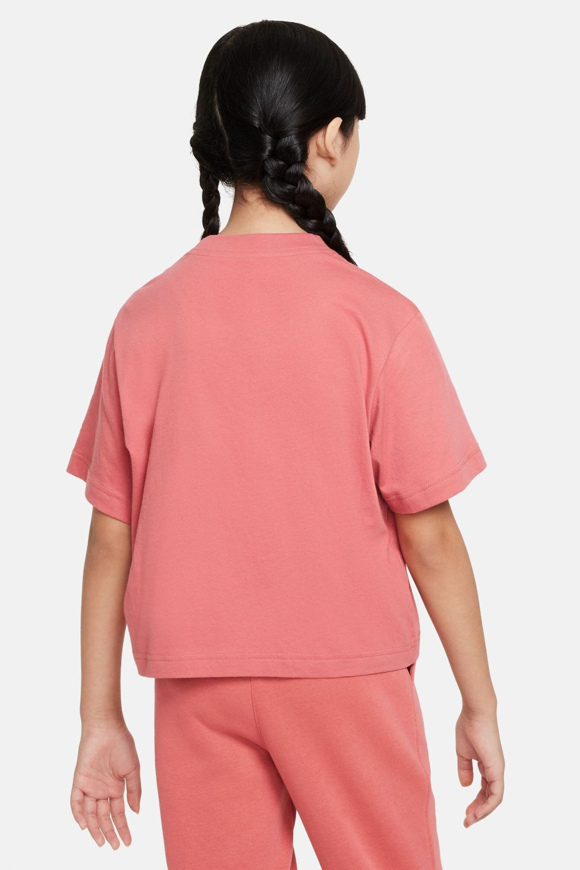 Nike Red Oversized Essentials Boxy T-Shirt - Image 2 of 4