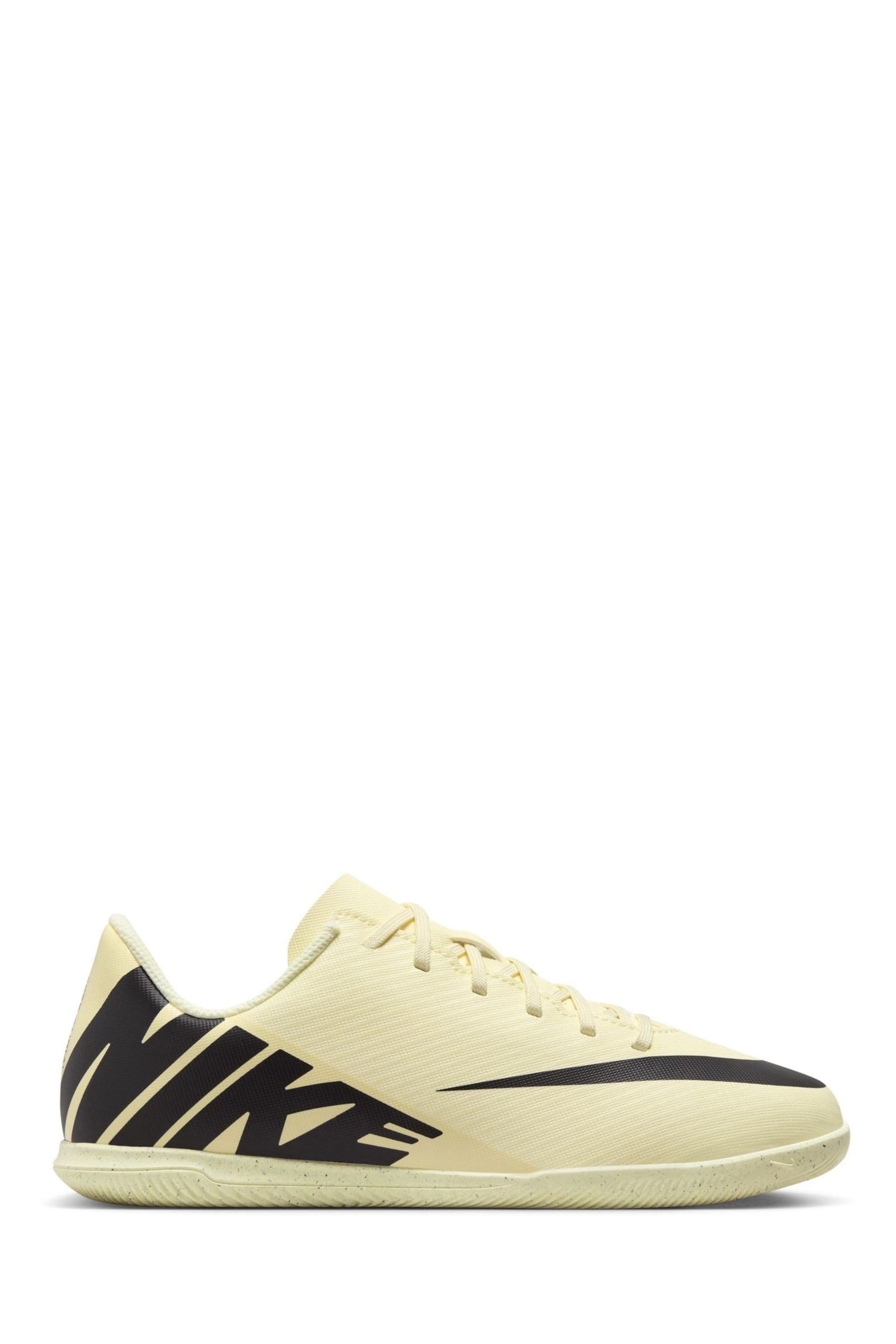 Nike Yellow Jr. Mercurial Vapor 15 Club Indoor Court Football Boots - Image 3 of 10